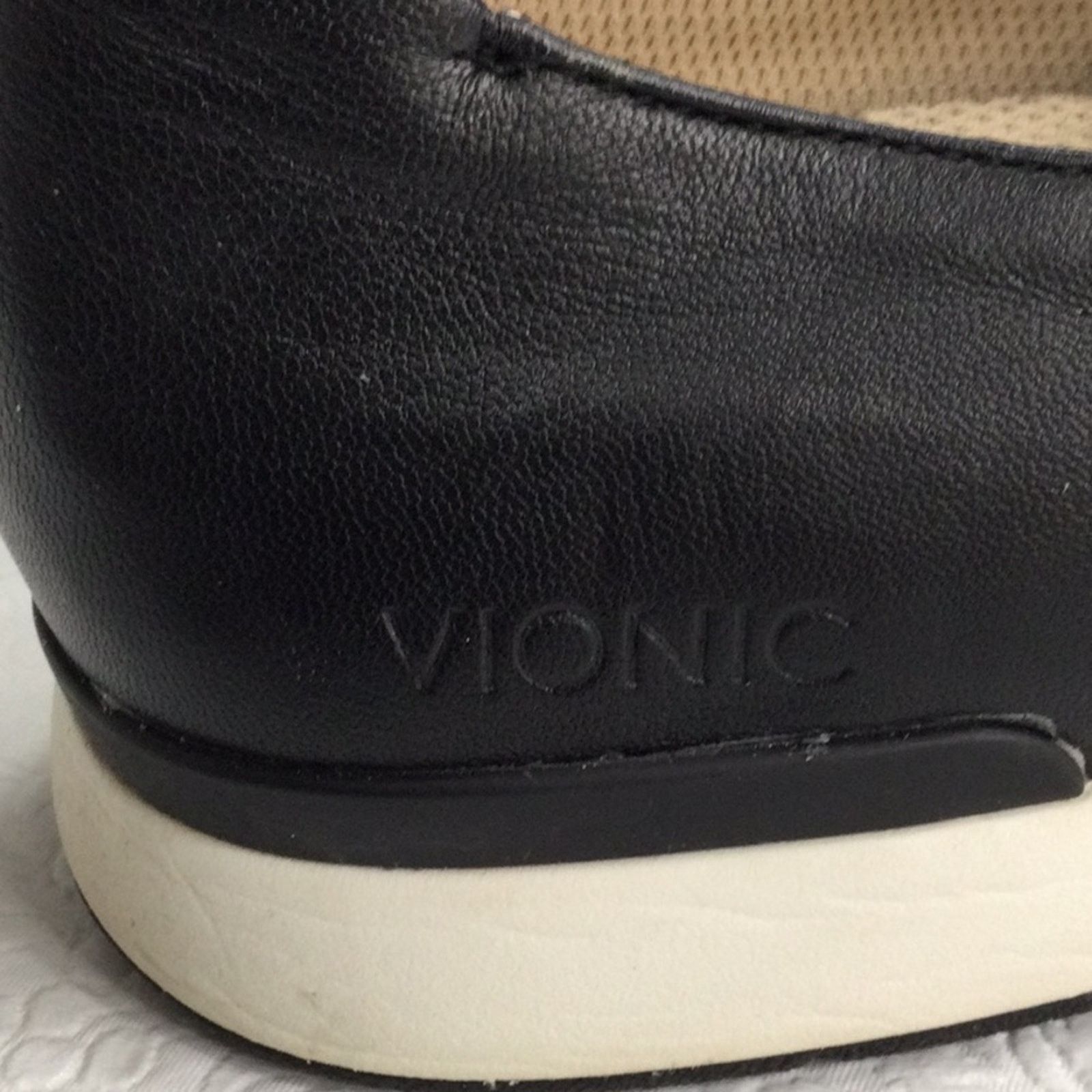 Vionic Vionic Cadee Black Leather Slip On Mary Janes Size 10 Size US 10 / IT 40 - 4 Thumbnail