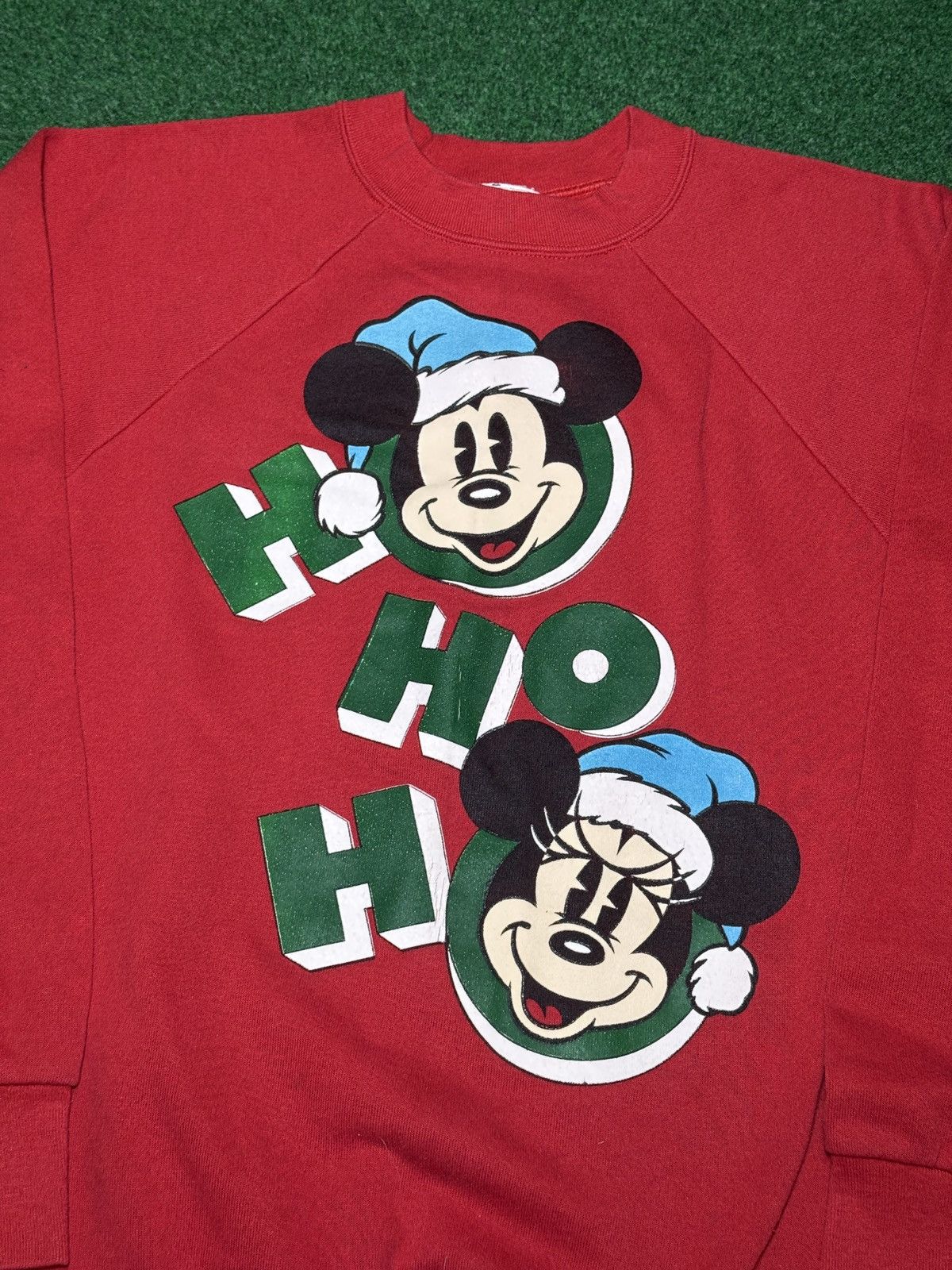 Mickey & Co. Vtg 90s Christmas Disney Mickey & Co Cartoon Med Sweatshirt Size M / US 6-8 / IT 42-44 - 2 Thumbnail