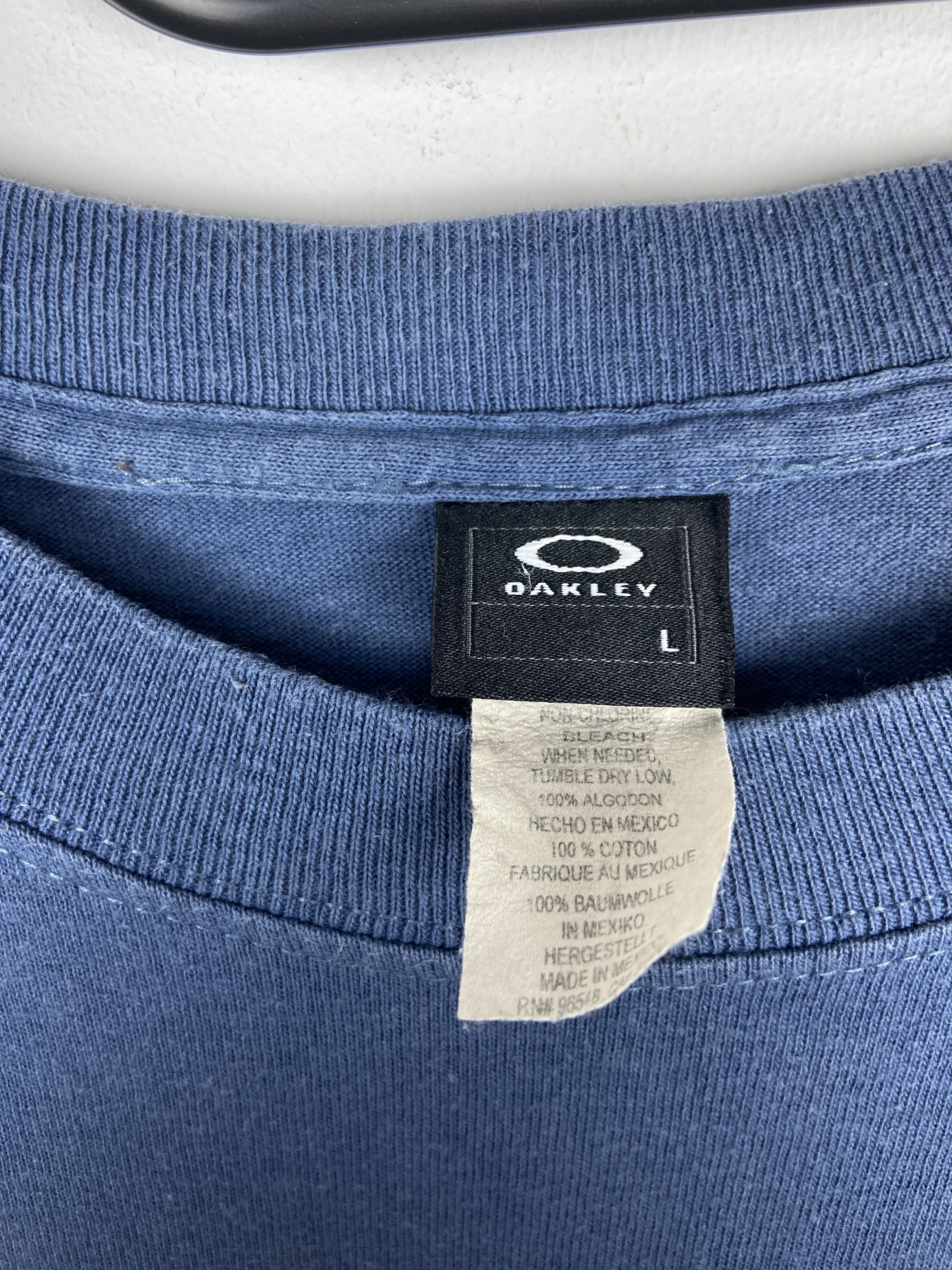 Oakley 90s Vintage Oakley Big Logo T Shirt Size US L / EU 52-54 / 3 - 5 Thumbnail