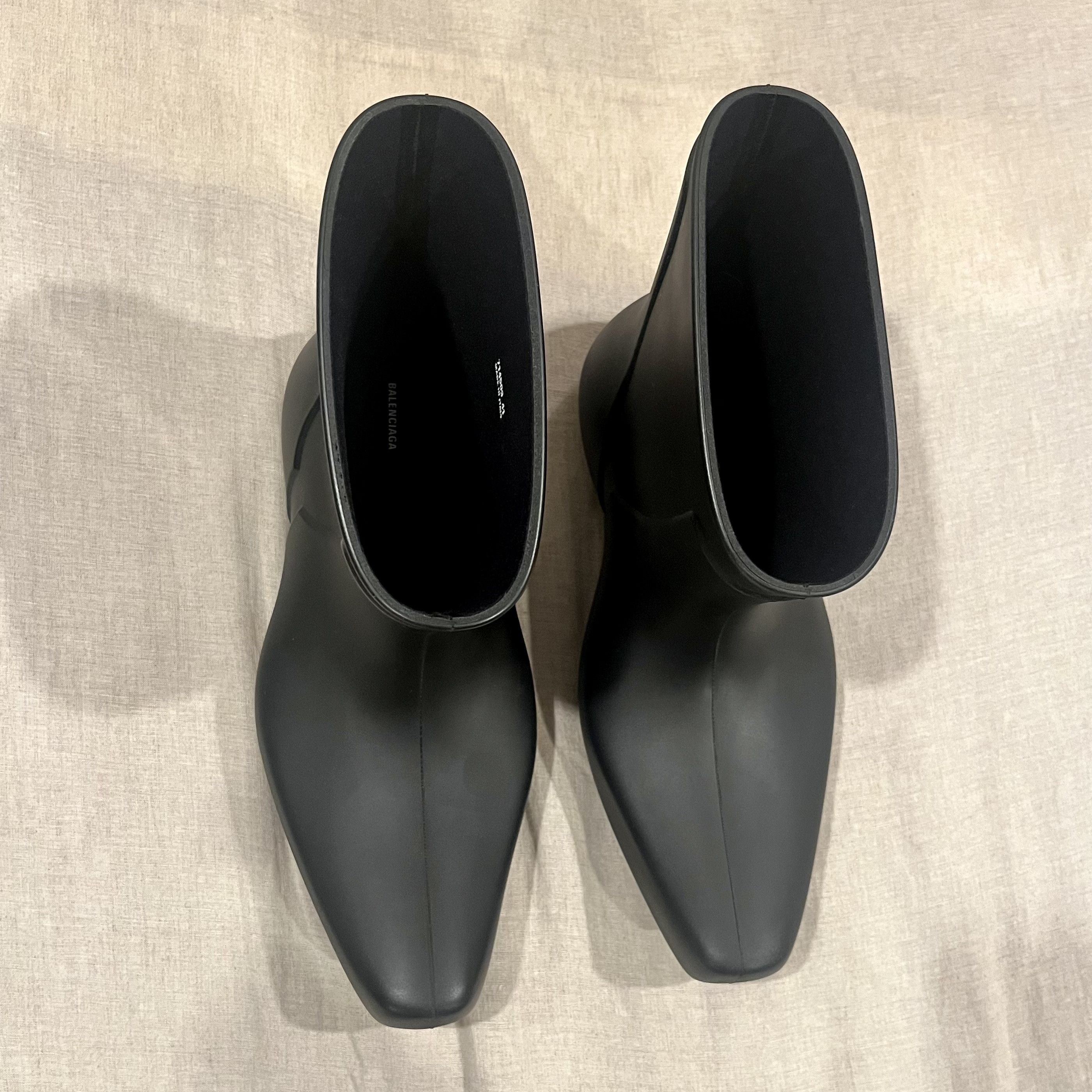 $1050 Balenciaga Excavator Ankle Boot, Black, Size 41