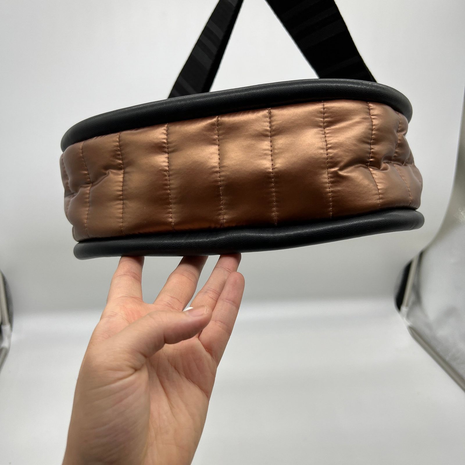 Other Think Royln Audrey VL Trim Crossbody Purse Pearl Copper Colo Size ONE SIZE - 8 Thumbnail