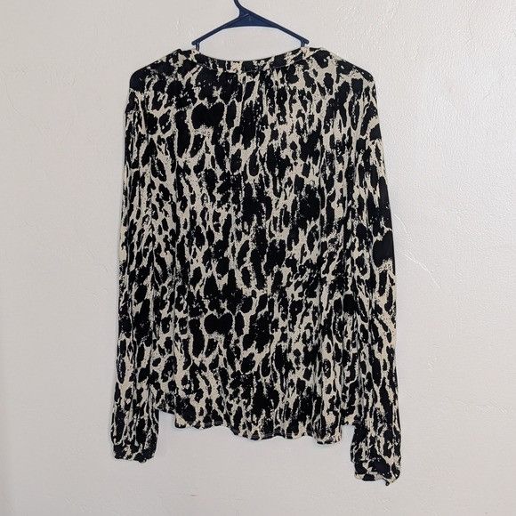 Urban Outfitters Urban Outfitters Blouse S Contemporary Work Wear Office Mini Size S / US 4 / IT 40 - 3 Thumbnail