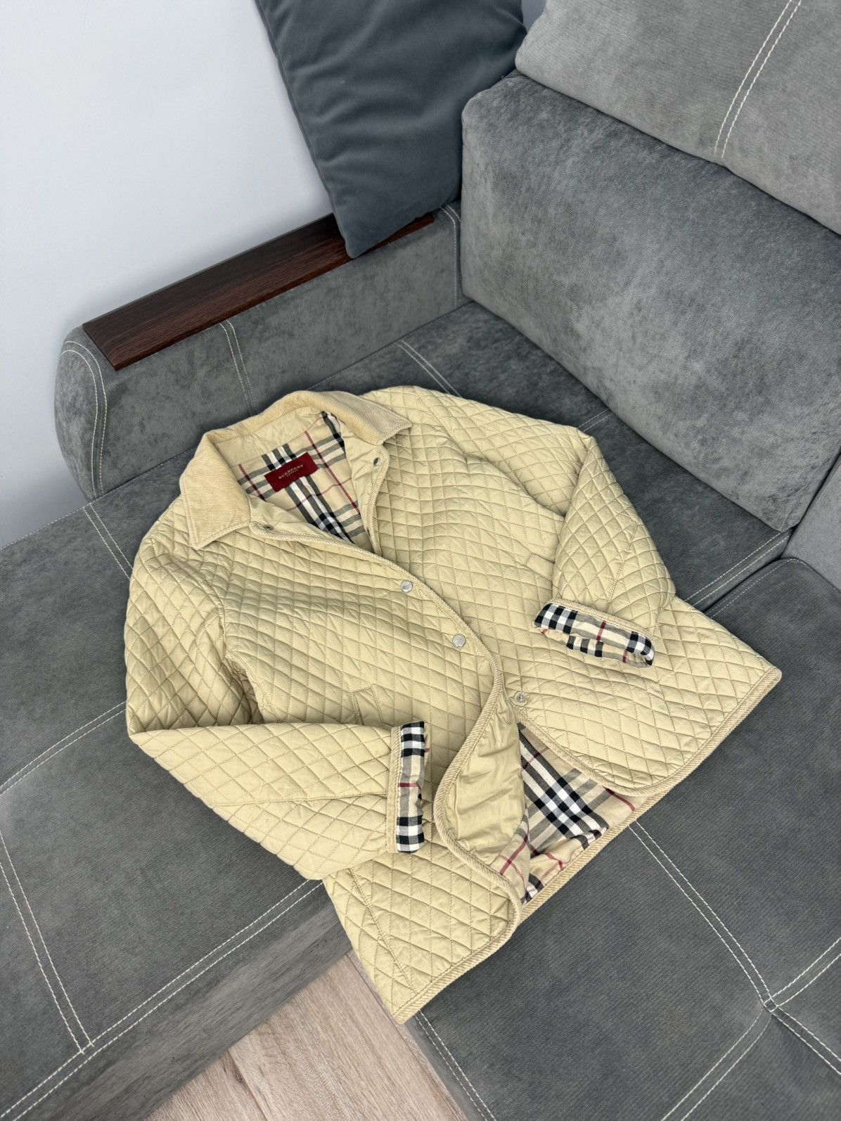 Burberry Burberry London Quilted Jacket Beige Nova Check Lining Size M / US 6-8 / IT 42-44 - 7 Thumbnail