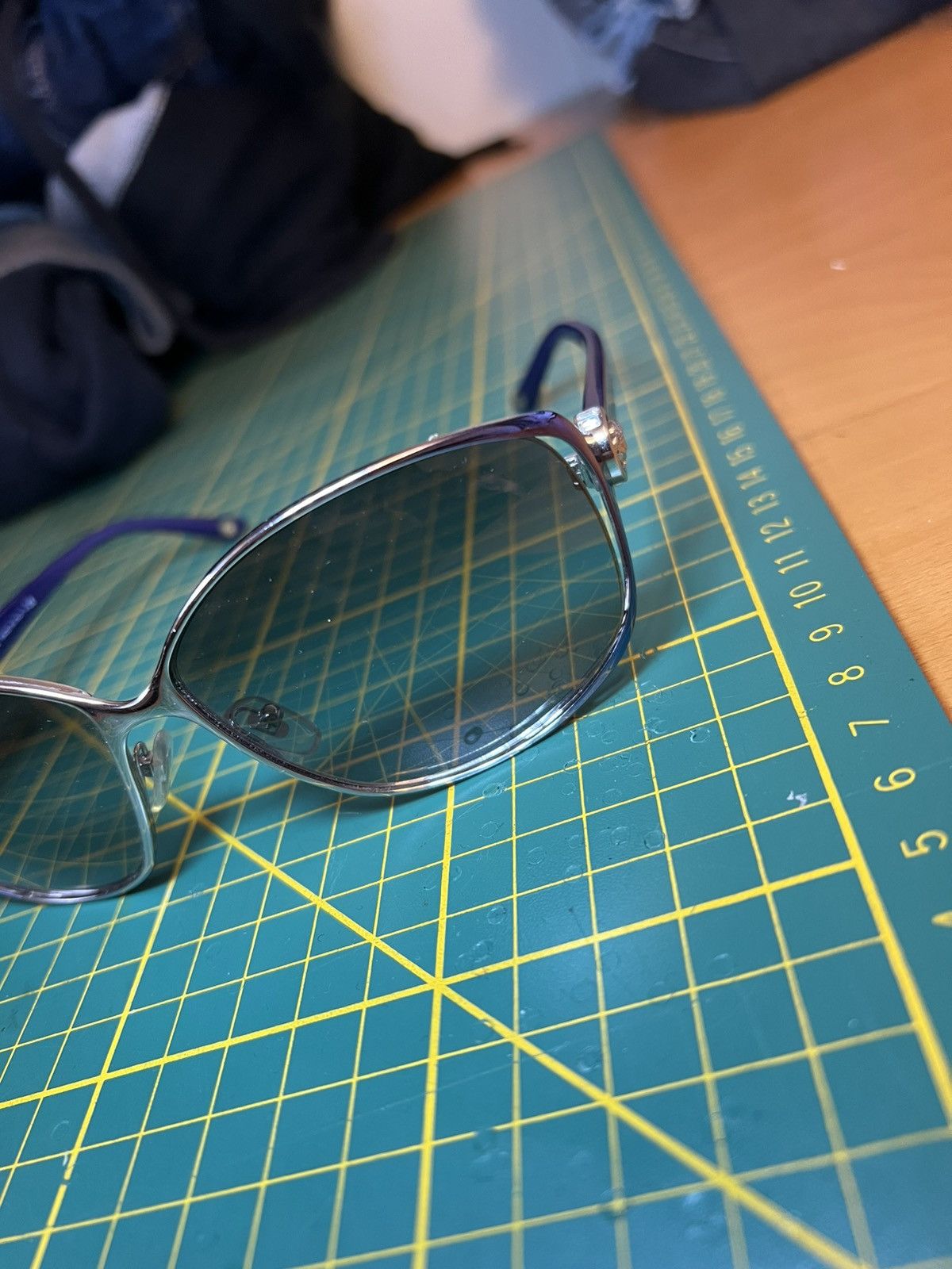 Versace Versace Red/Brown & Pink Medusa Icon Aviator Sunglasses Size ONE SIZE - 17 Thumbnail