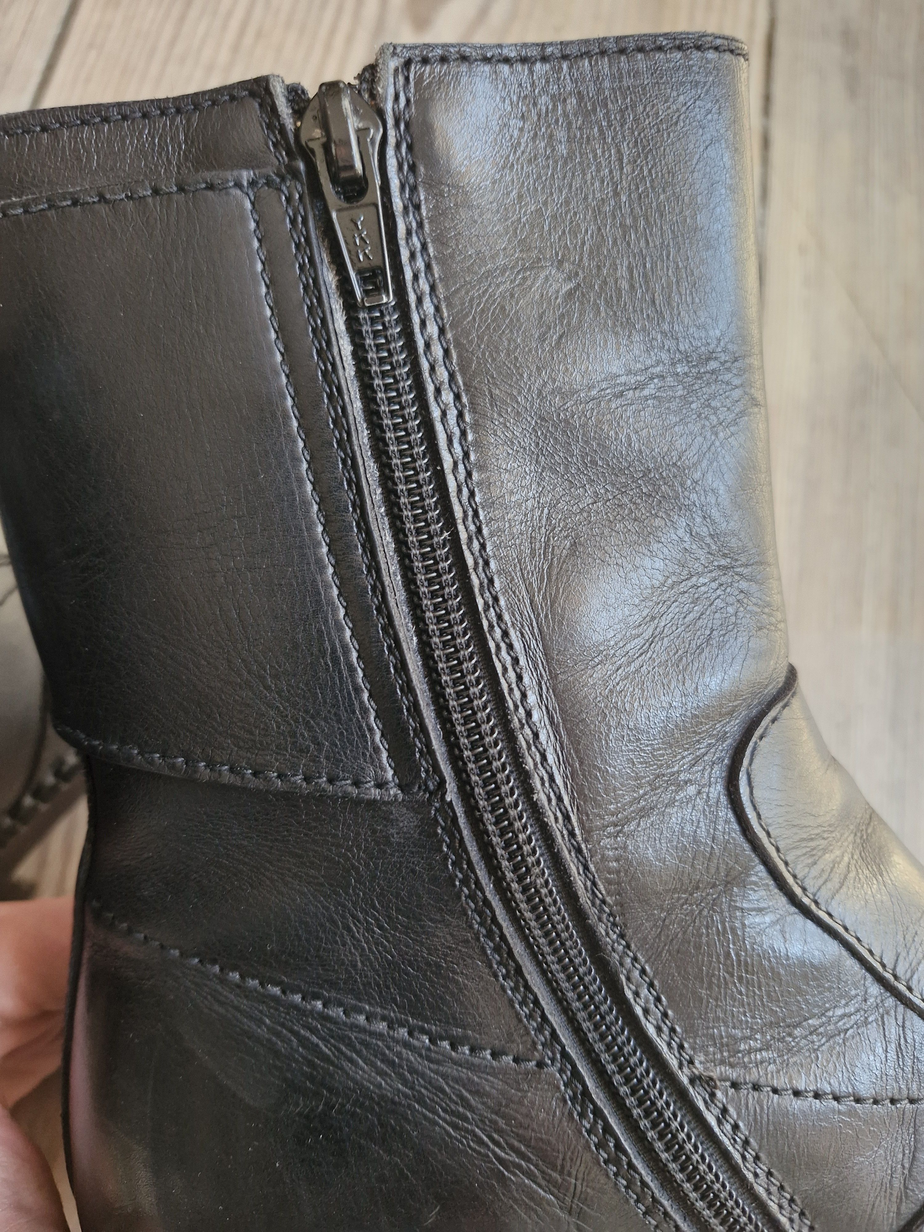 靴 Archive Prada square zip leather boots Vintage archive late 90s Prada square-toe side-zip boots