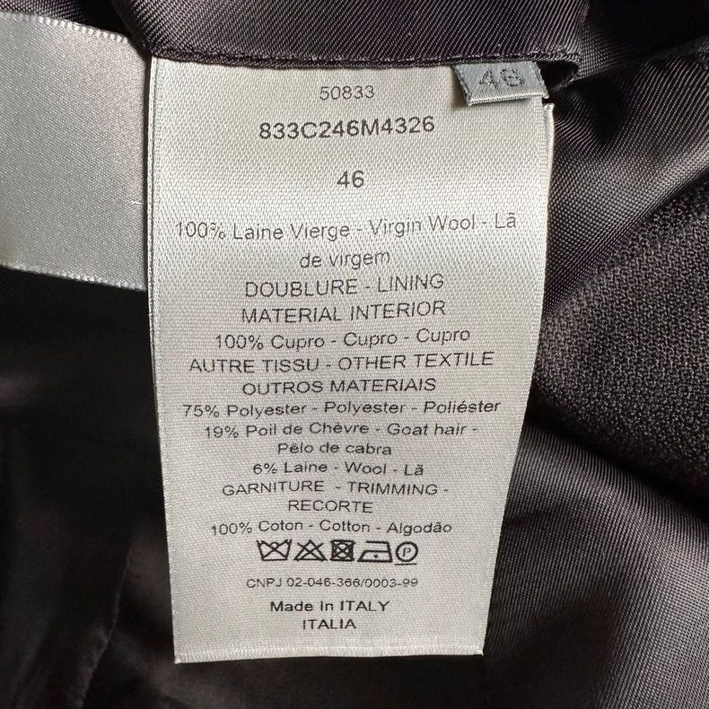 Dior Dior Double-breasted white armband suit Size US S / EU 44-46 / 1 - 7 Thumbnail