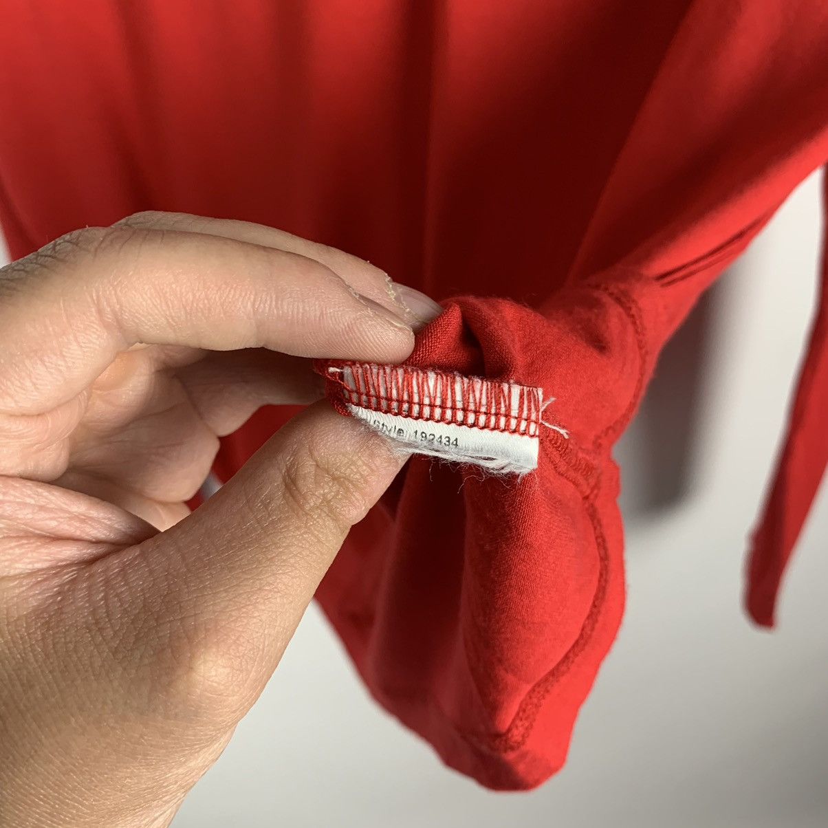 Other Ivko Woman V-Neck Long Sleeve T-Shirt Red Size 36 Luxury Size XS / US 0-2 / IT 36-38 - 12 Thumbnail