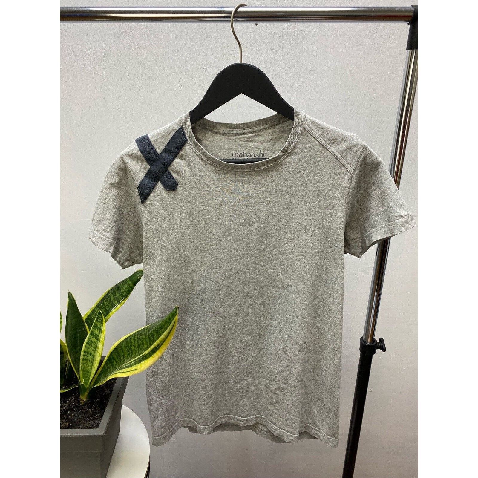 Maharishi Maharishi Hardy Bleacman Artwork T Shirt Size M Grey Men Size US M / EU 48-50 / 2 - 5 Thumbnail