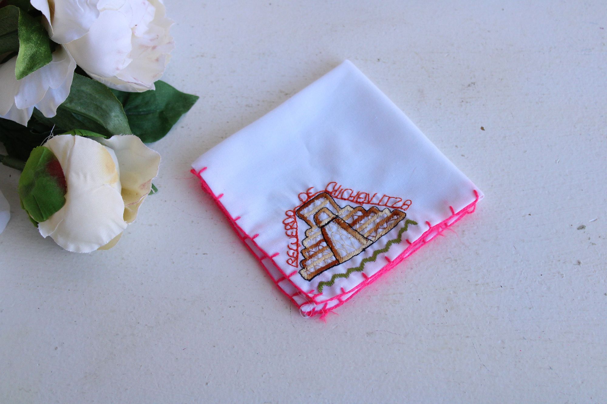 Vintage Vintage Handkerchief, Chichen Itza Mayan Mexico Souvenir, E Size ONE SIZE - 4 Thumbnail