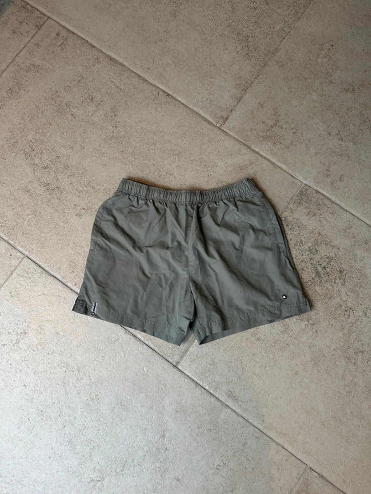 Champion Vintage Champion Shorts Size US 32 / EU 48 - 1 Thumbnail