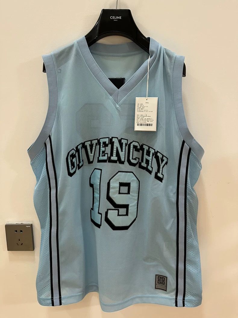 Givenchy Givenchy Big Ripped Hoodie 2505-Nextarrow Size US S / EU 44-46 / 1 - 1 Thumbnail