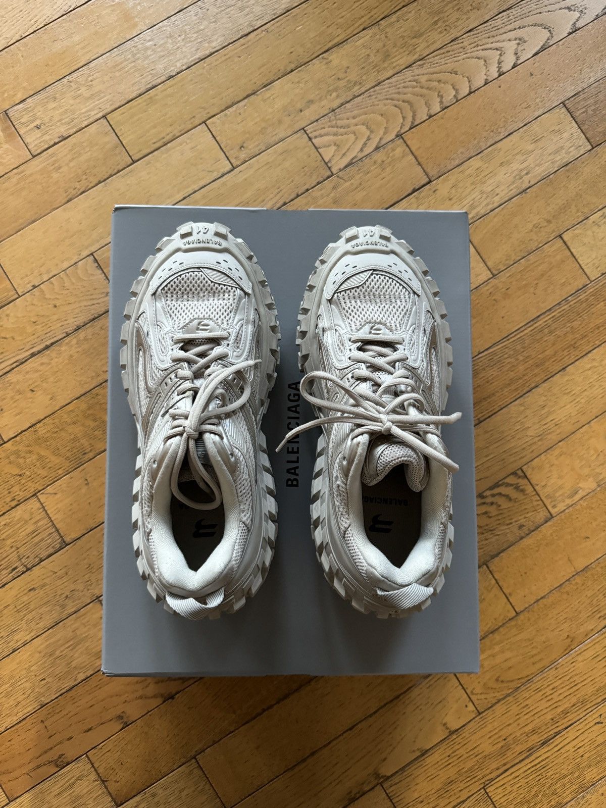 Balenciaga OG Balenciaga Defender Black 41 BOUNCER DEMNA YE CARTI Size US 8.5 / EU 41-42 - 10 Thumbnail