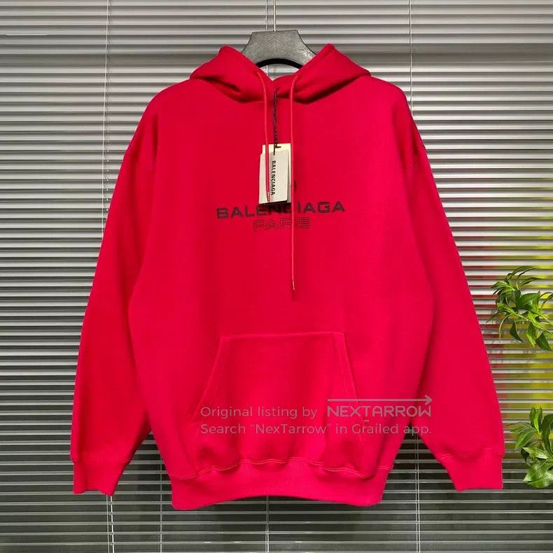 Balenciaga Balenciaga Sweatshirt with crown clasp, wheat, letter prin Size US XS / EU 42 / 0 - 1 Thumbnail
