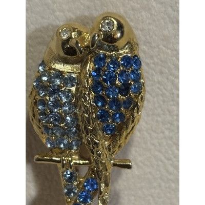 The Unbranded Brand Gold Tone Double Parrot Pin Blue Rhinestone Love Birds Tropi Size ONE SIZE - 2 Thumbnail