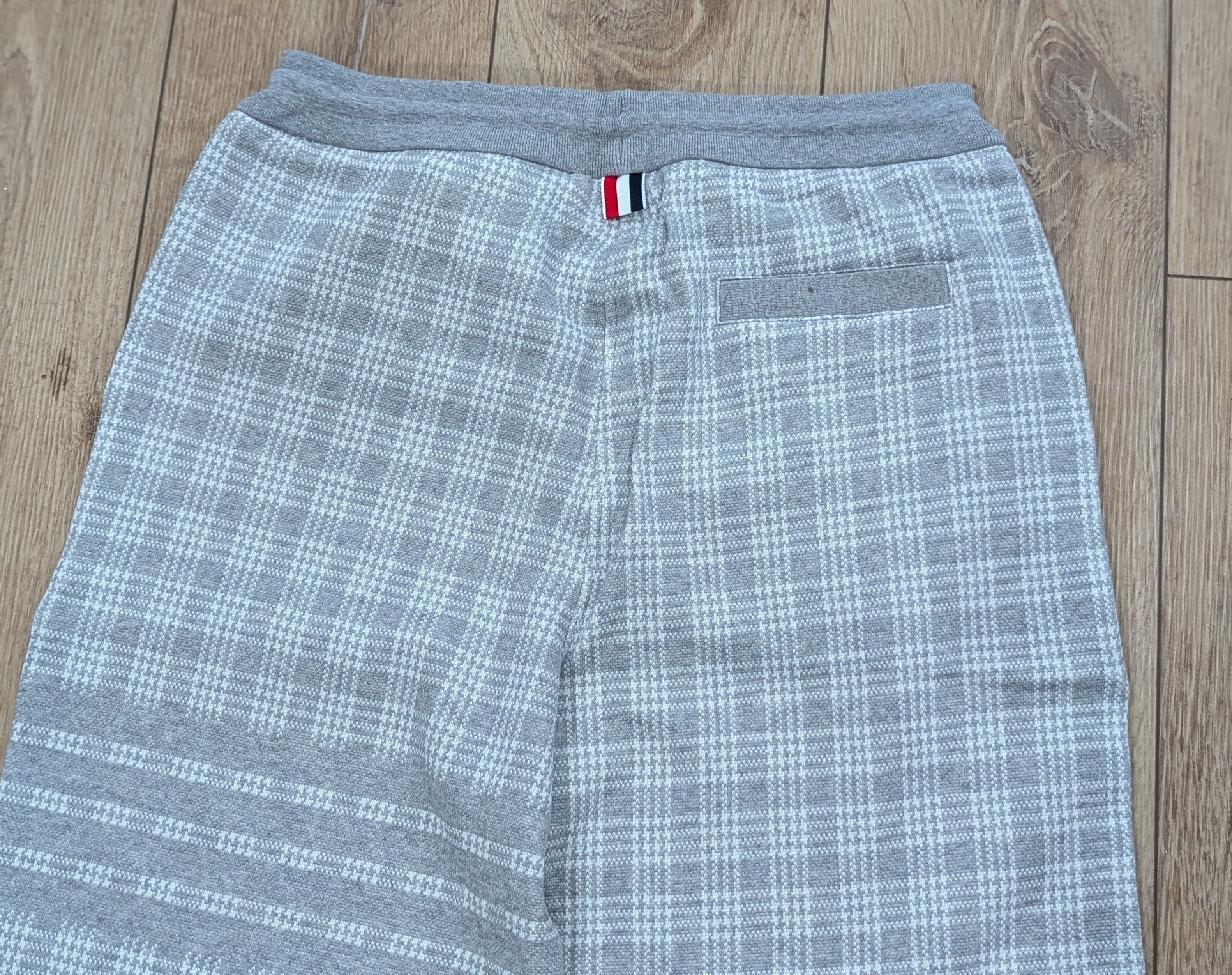 Thom Browne THOM BROWNE Plaid Drawstring Jogger Pants Gray 4 - XL Size US 36 / EU 52 - 6 Thumbnail