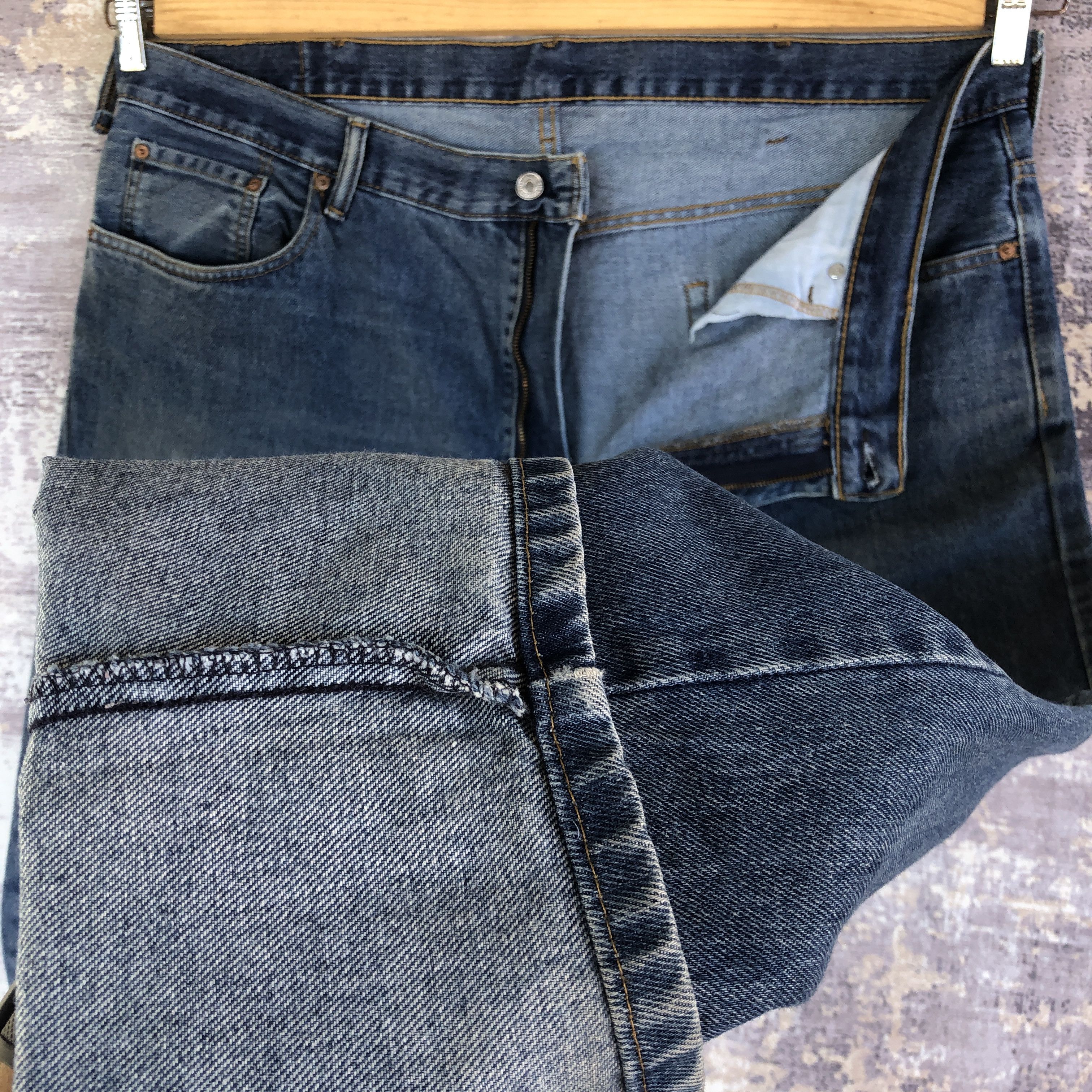 Levi's Vintage Levis 560 Baggy Jeans Dirty Levi's Light Wash Denim Size US 44 / EU 60 - 8 Thumbnail