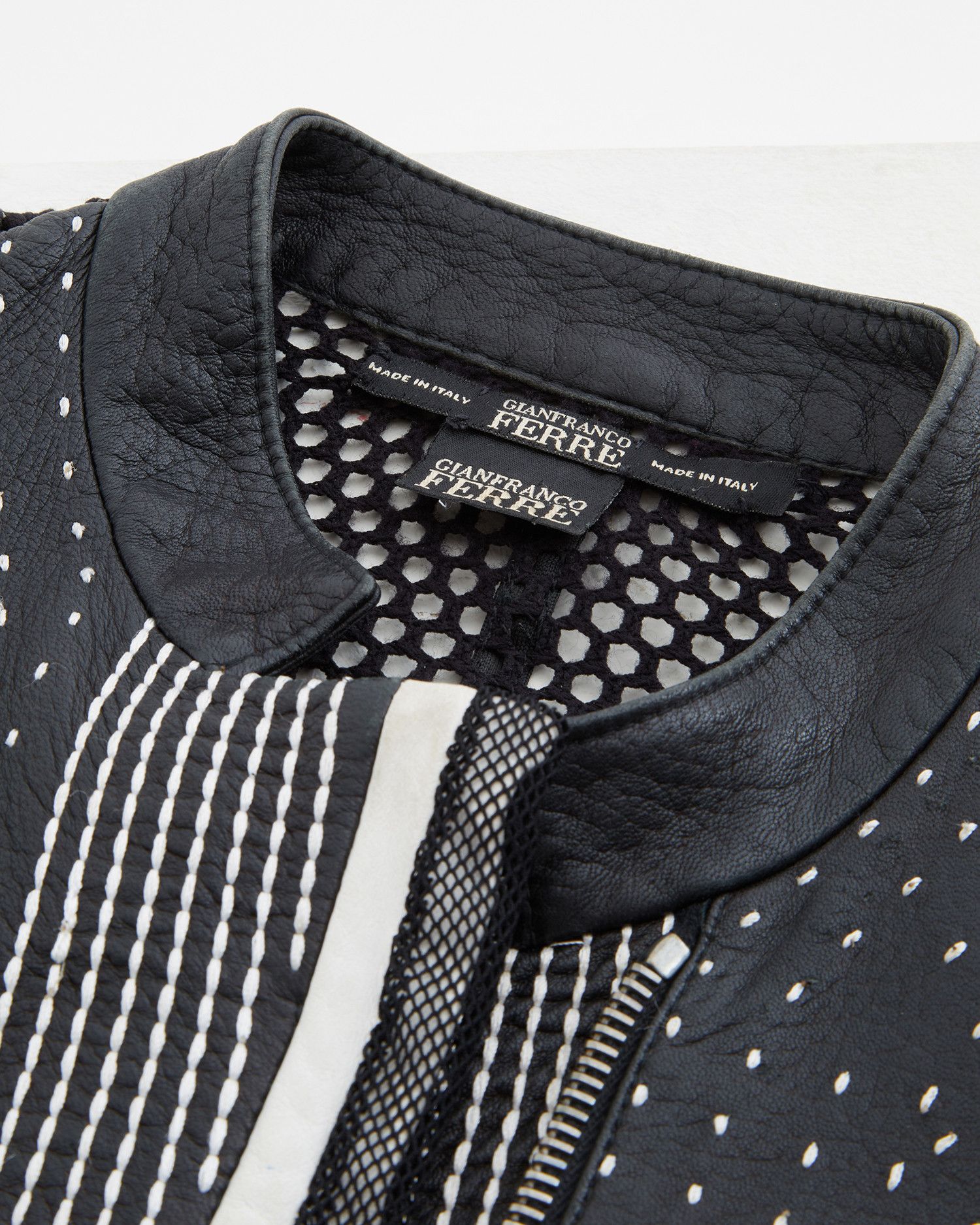 Gianfranco Ferre S/S 2004 Black back netted motorcycle leather jacket Size M / US 6-8 / IT 42-44 - 6 Thumbnail