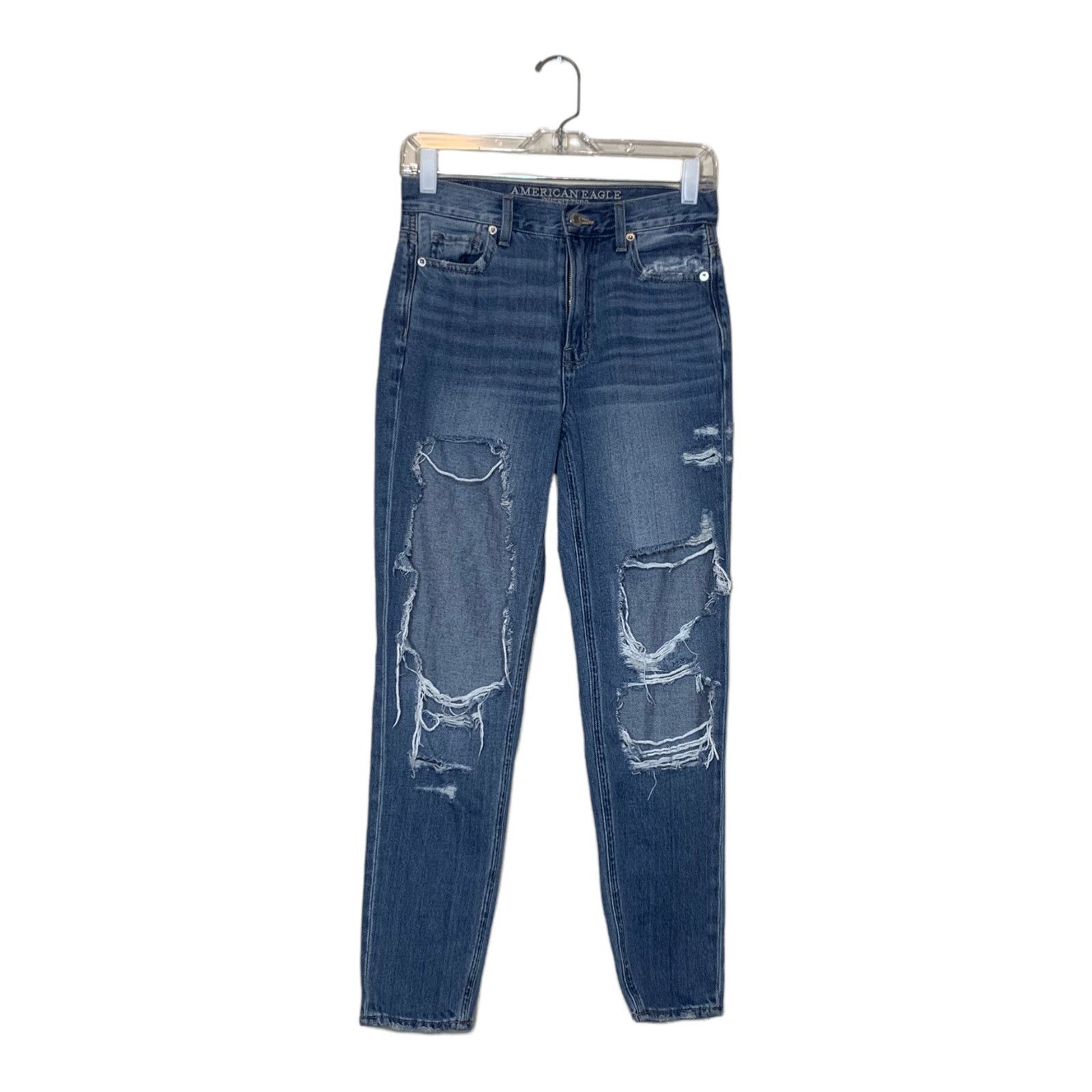 American Eagle Outfitters American Eagle distressed mom jeans size 0 Size 25" / US 0 / IT 36 - 10 Thumbnail