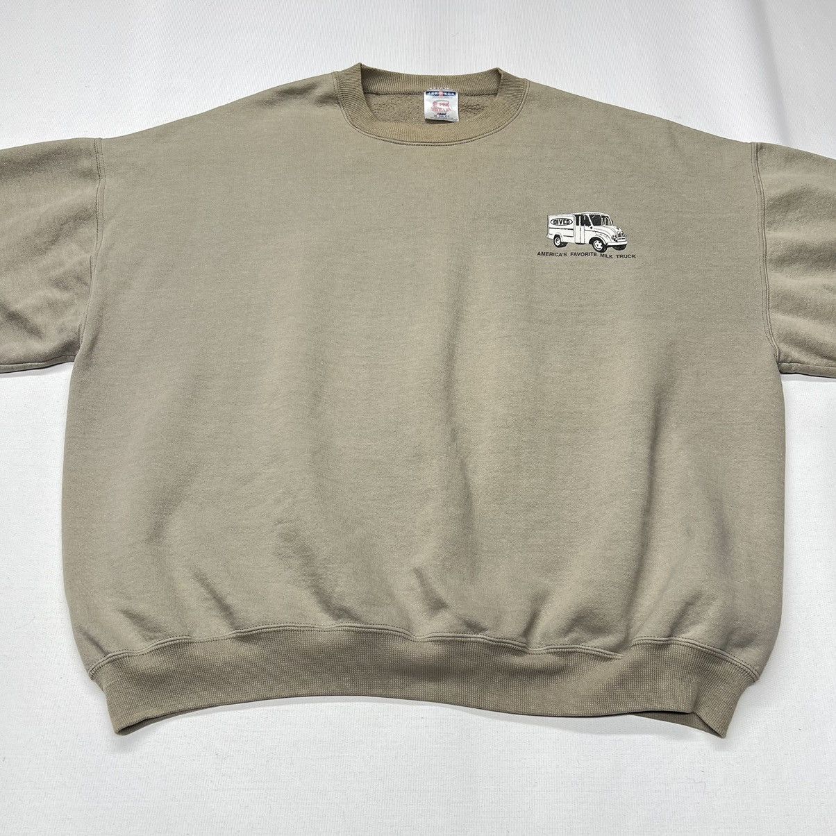 Vintage Divco Crewneck Sweatshirt Beige Logo Milk Truck Uniform Size US XXL / EU 58 / 5 - 2 Thumbnail