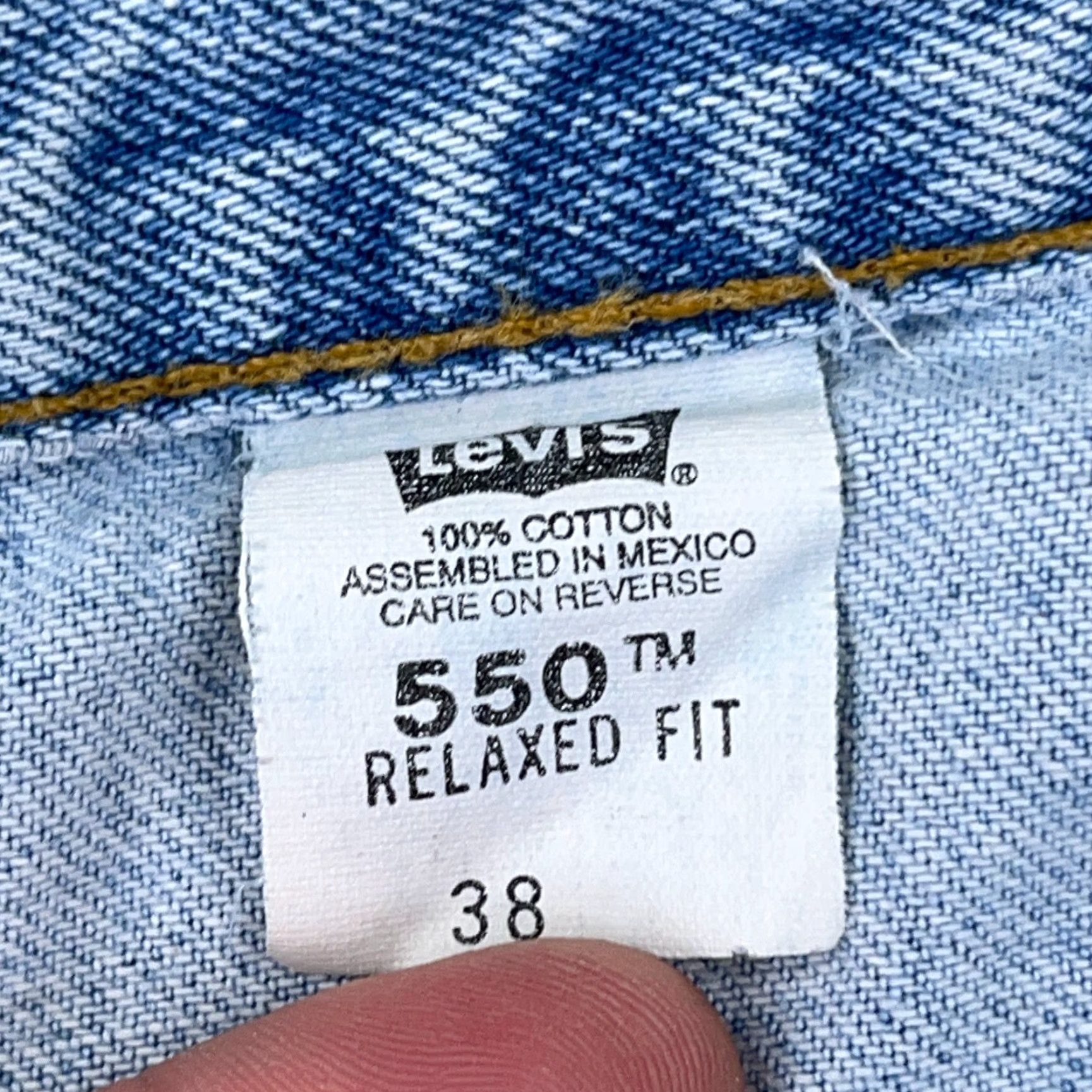 Levi's VINTAGE Levi's 550 Shorts Men 38 Relaxed Loose Fit Blue Denim Jeans Jorts Baggy 90s Style Size US 38 / EU 54 - 3 Thumbnail