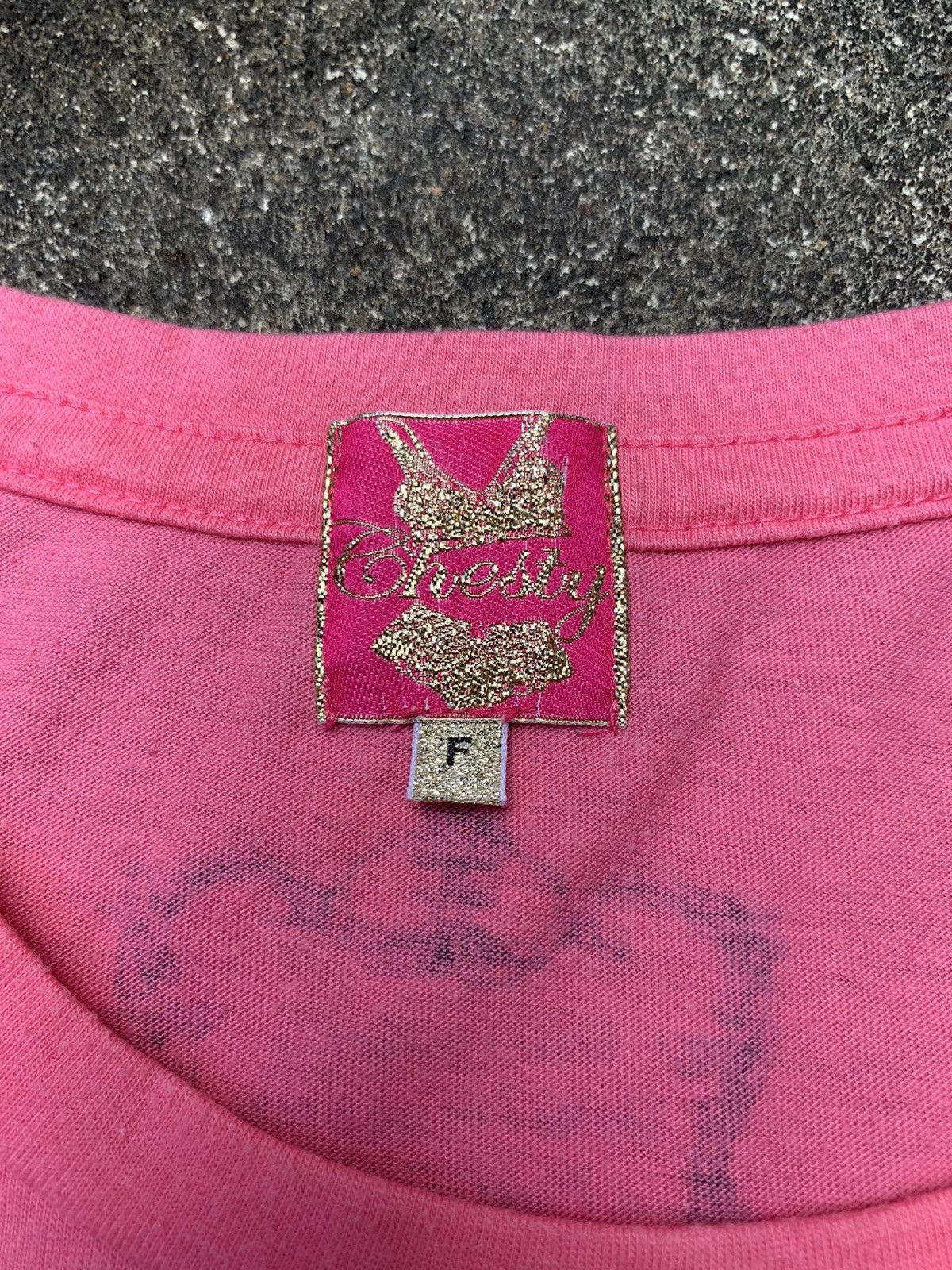 Japanese Brand Vintage Chesty Killer Japan Girl Gun Top Tee Pink Size S / US 4 / IT 40 - 4 Thumbnail