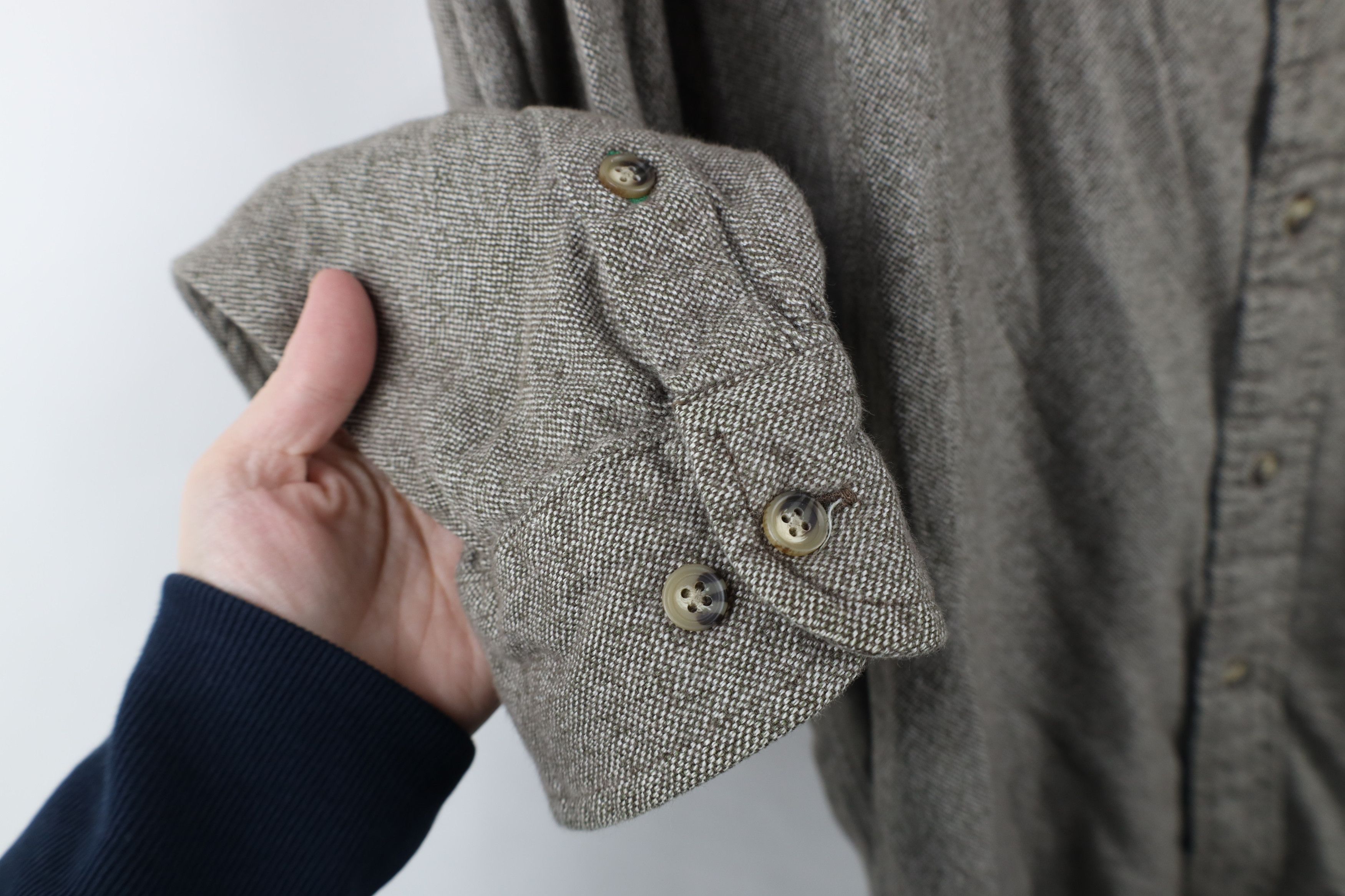 Tommy Hilfiger × Vintage Vintage 90s Tommy Hilfiger Heavyweight Oxford Button Shirt Size US XL / EU 56 / 4 - 6 Thumbnail