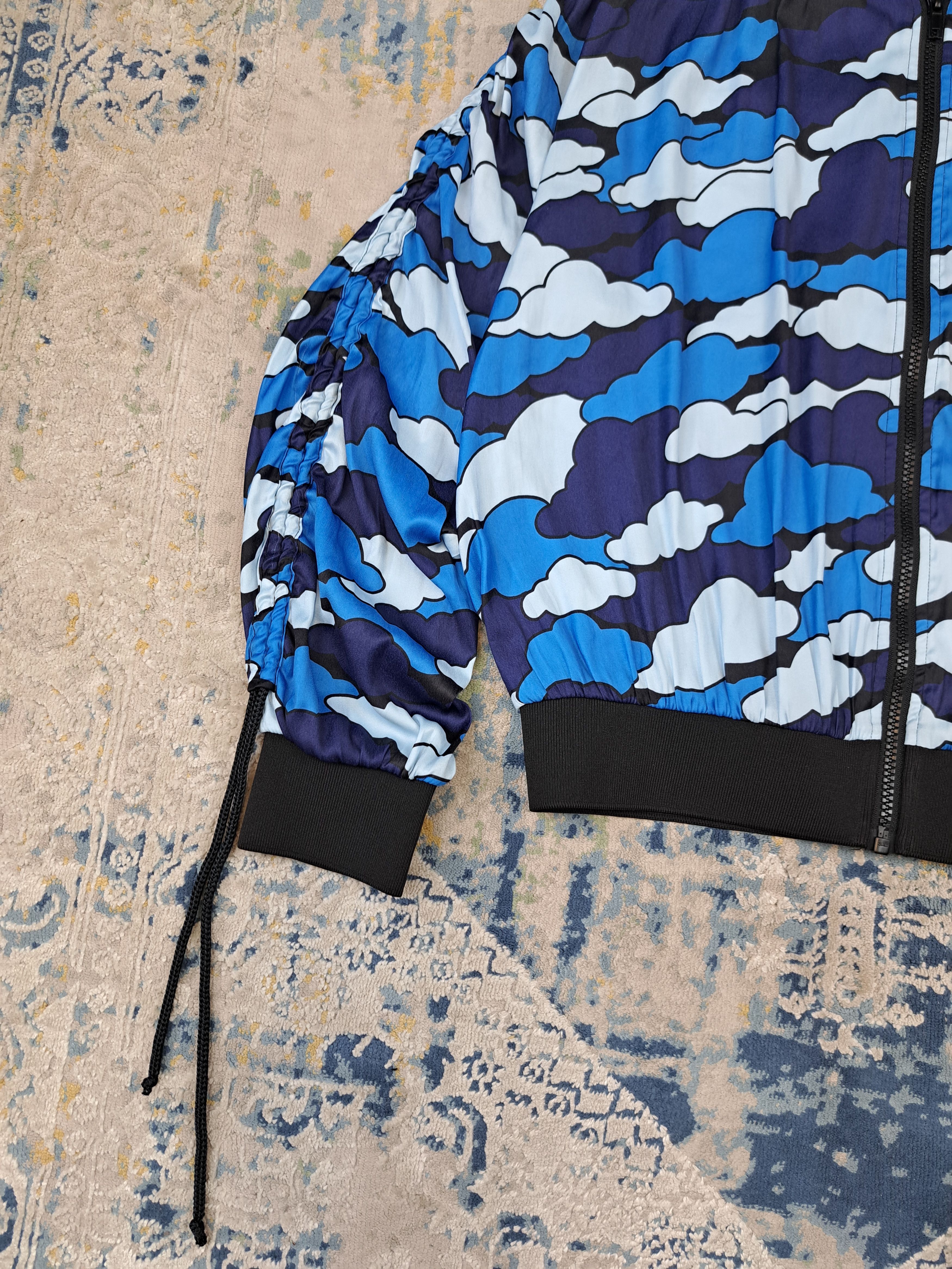 Moschino Love Moschino Fullprint Cloud Camo Bomber Jacket Size M / US 6-8 / IT 42-44 - 3 Thumbnail