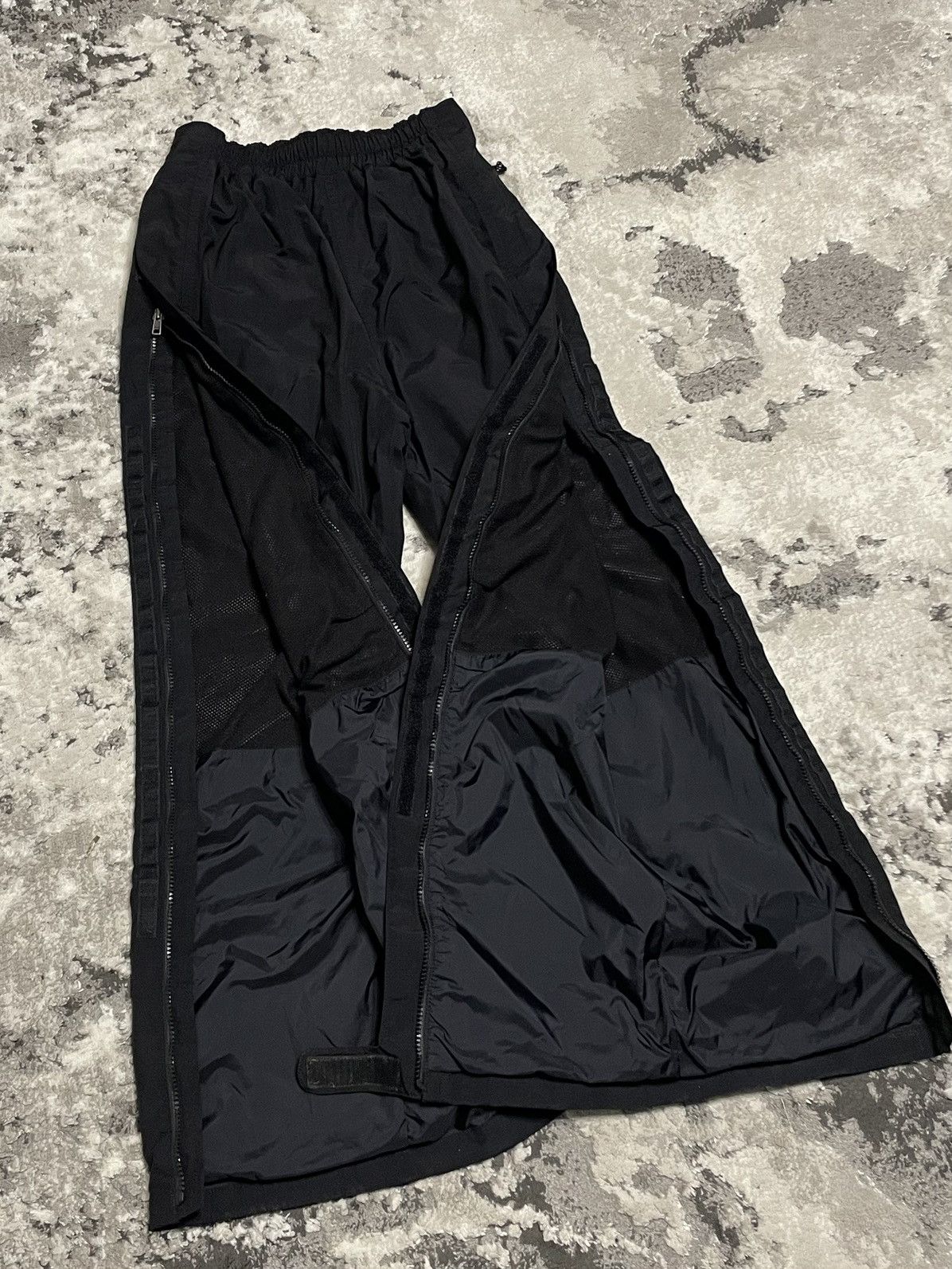 The North Face Vintage The North Face Nylon Full Zip Pants Arcteryx Oakley Size US 30 / EU 46 - 6 Thumbnail