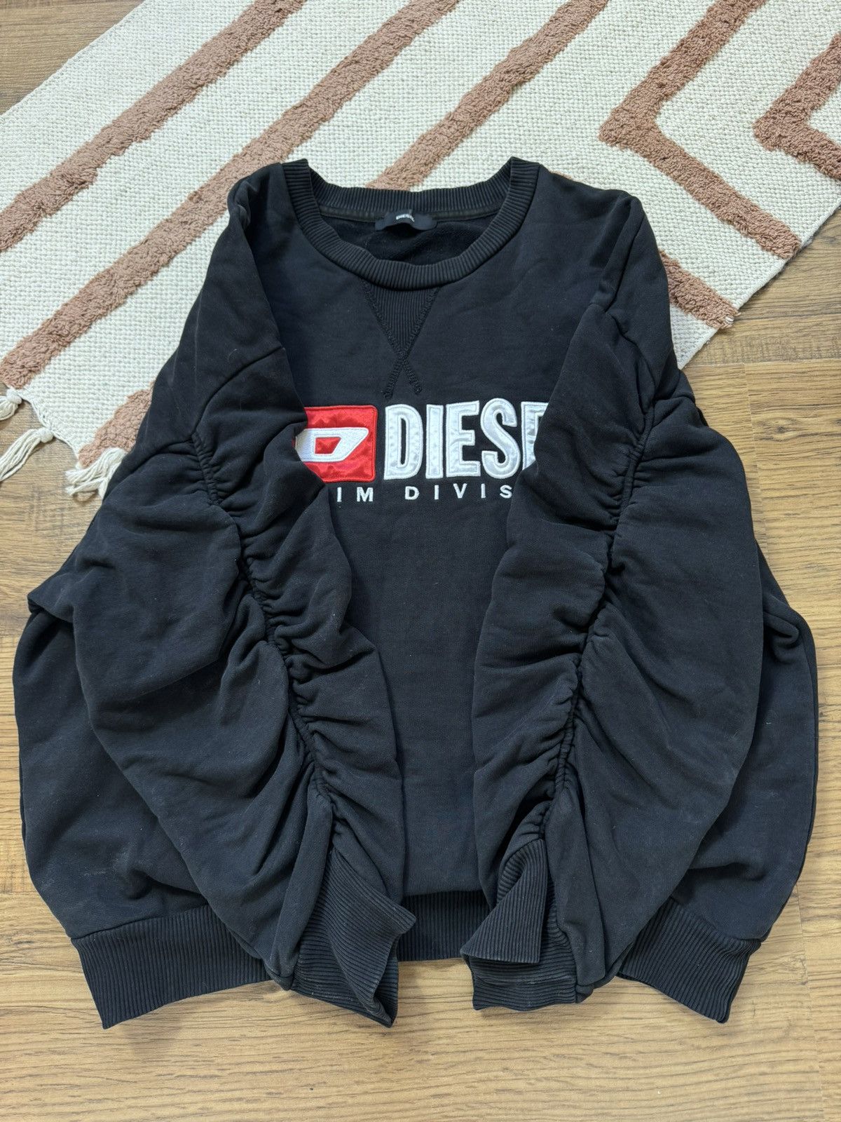 Diesel VINTAGE DIESEL BIG LOGO WMNS SWEATSHIRT Size L / US 10 / IT 46 - 8 Thumbnail