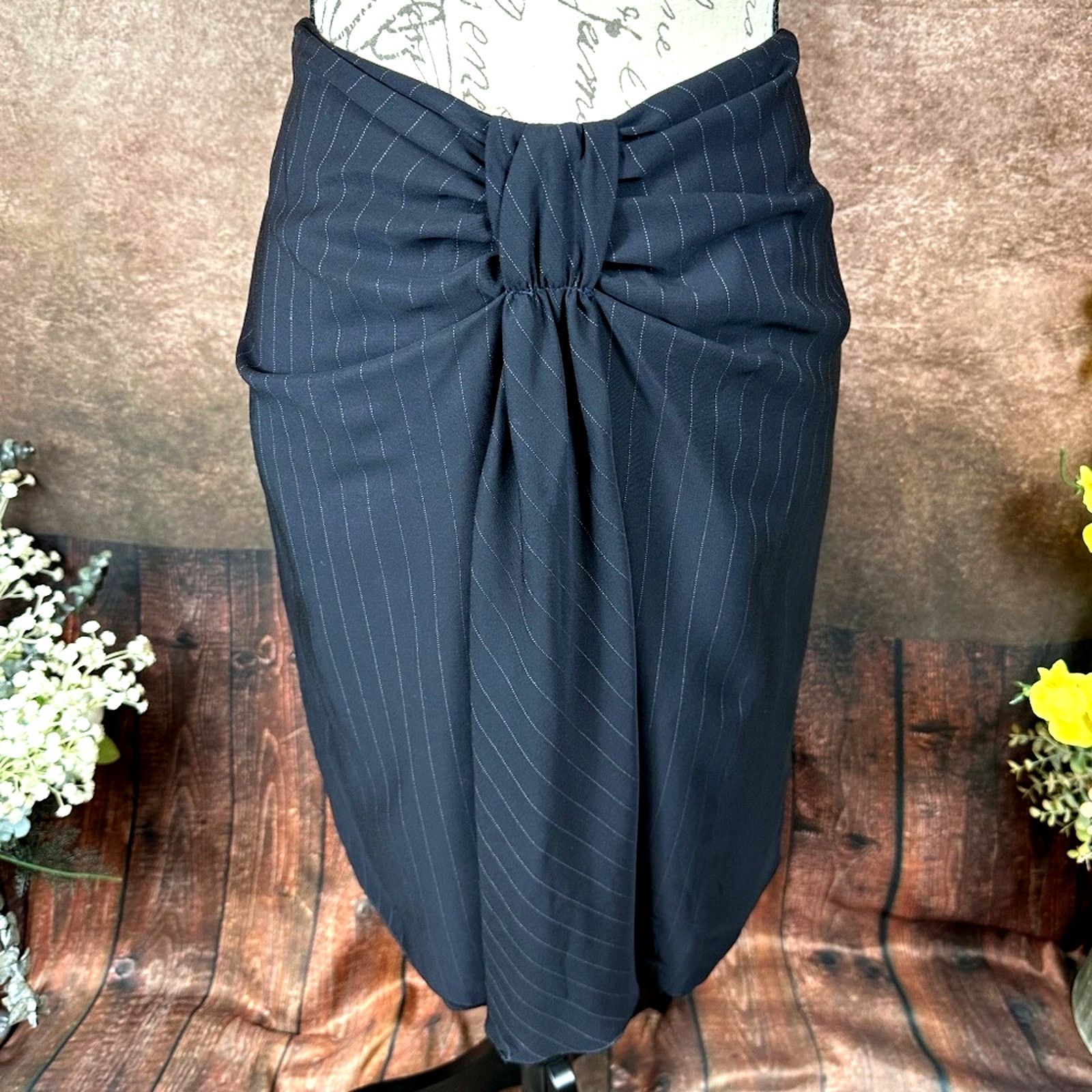 Armani Collezioni Armani Collezioni Bow Front Pin Stripe Skirt Midnight 10 Size L / US 10 / IT 46 - 4 Thumbnail