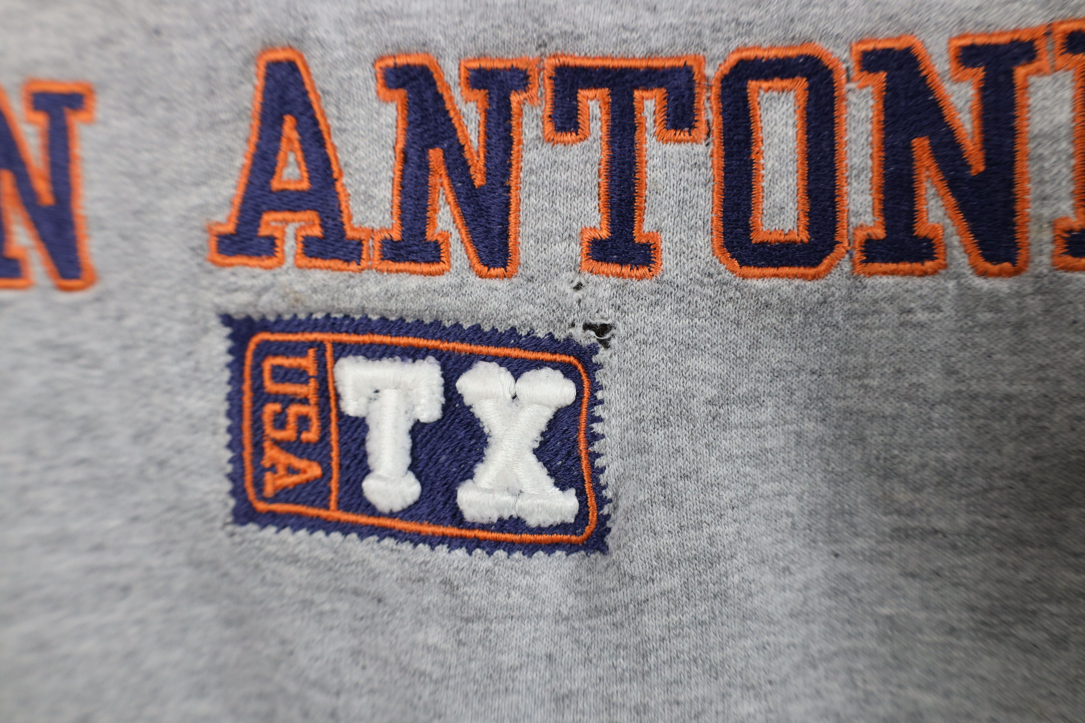 Vintage Vintage 90s Streetwear San Antonio Texas Hoodie Sweatshirt Size US XXL / EU 58 / 5 - 7 Thumbnail