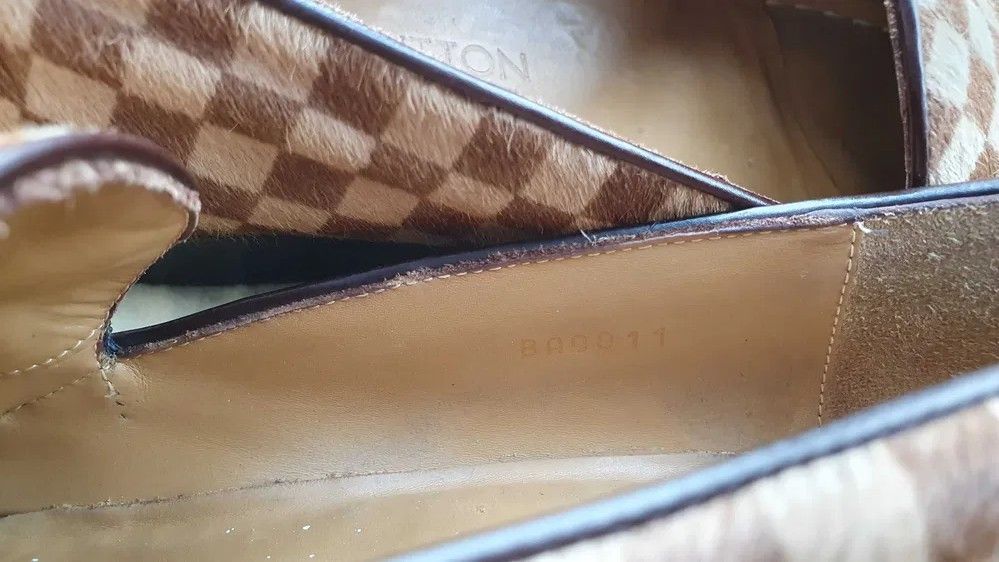 Louis Vuitton LOUIS VUITTON Loafer Brown Pony Hair LV Dice Logo Charm Size US 9 / EU 42 - 3 Thumbnail