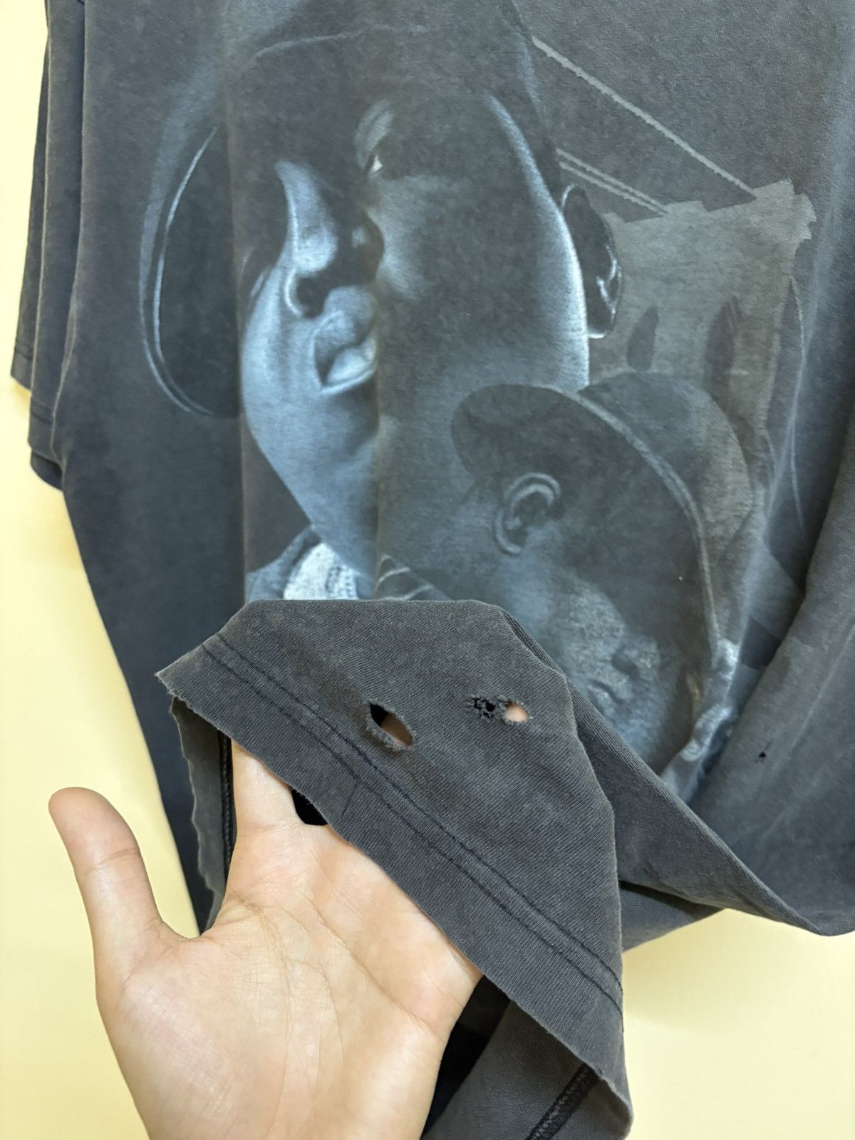 Rap Tees Vintage Rare Notorious BIG Biggie Big Face Rap Band Tee Size US XL / EU 56 / 4 - 12 Thumbnail