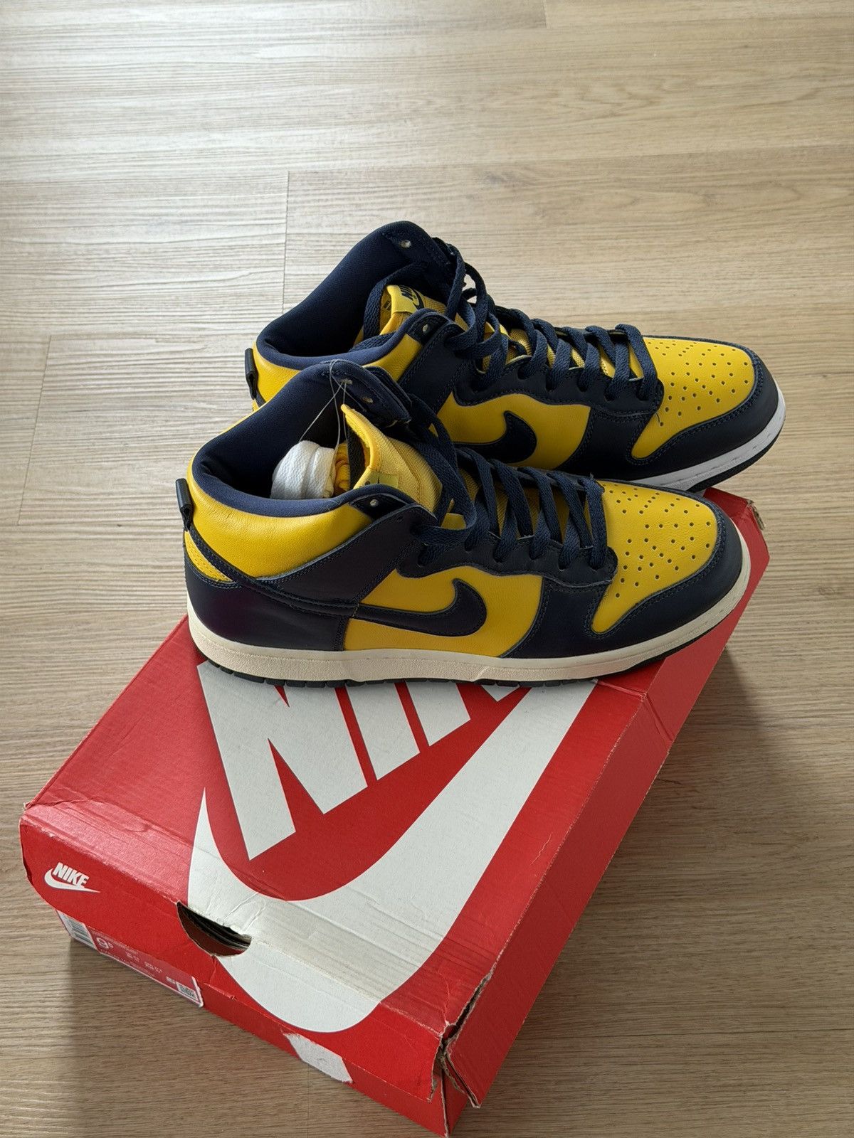 Nike Nike Dunk High Michigan Size US 9.5 / EU 42-43 - 1 Thumbnail