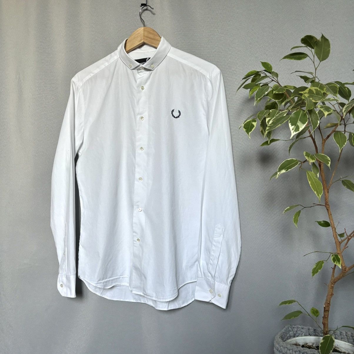 Fred Perry × Raf Simons Raf Simons Fred Perry shirt button up white medium luxury Size US M / EU 48-50 / 2 - 2 Thumbnail