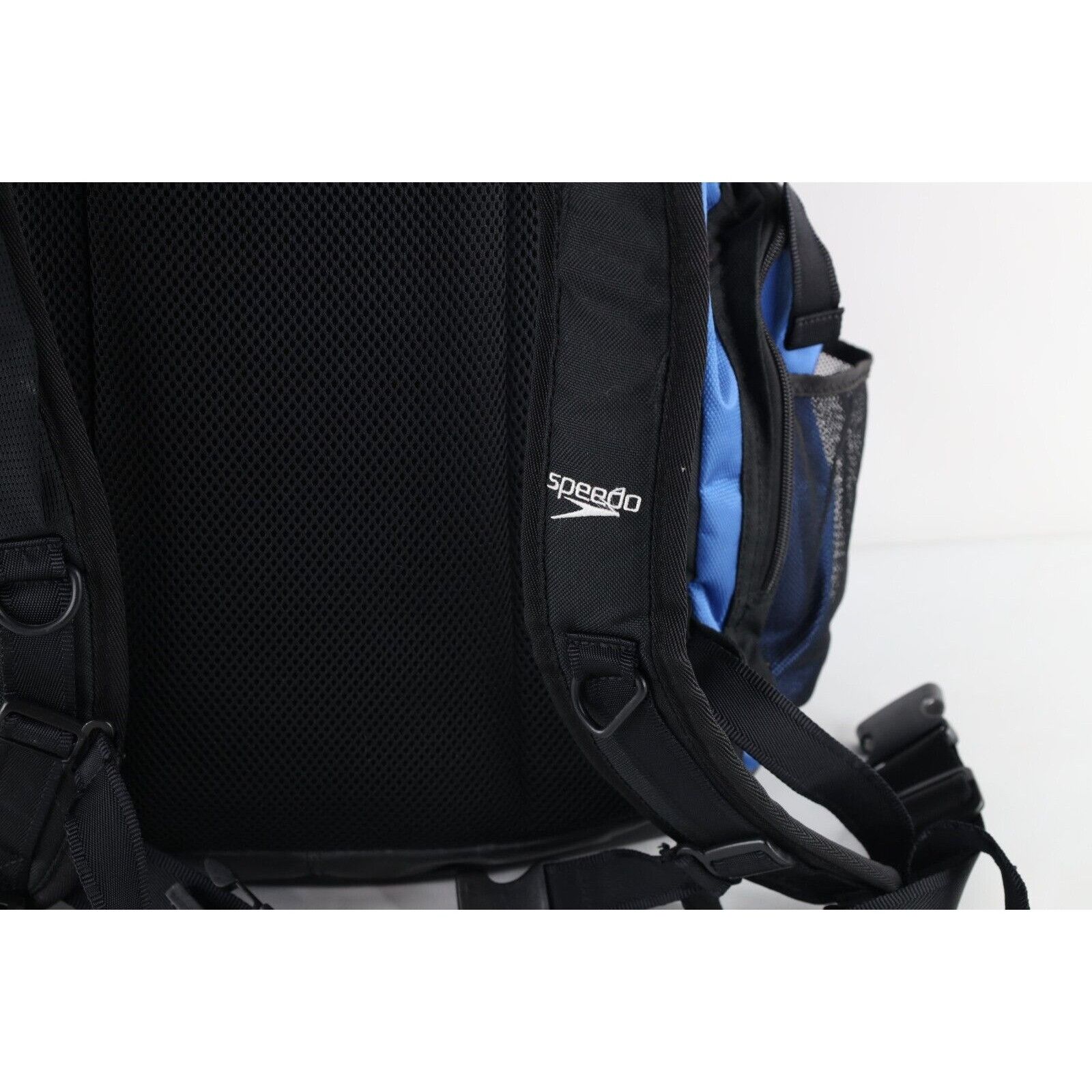 Speedo × Vintage Vintage Speedo Distressed Large Backpack Book Bag Size ONE SIZE - 9 Thumbnail