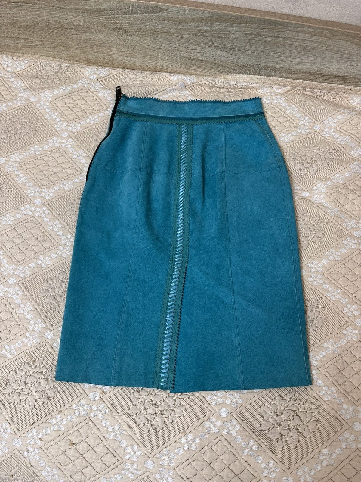 Burberry Prorsum 🔥 Burberry Prorsum Suede Lambskin Leather Pencil Skirt Blue Size 28" / US 6 / IT 42 - 6 Thumbnail