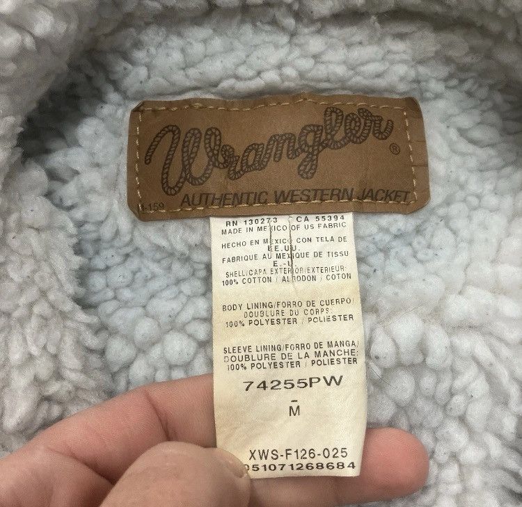 Vintage × Wrangler Faded Distressed Wrangler Sherpa Denim Jacket Size US M / EU 48-50 / 2 - 6 Thumbnail
