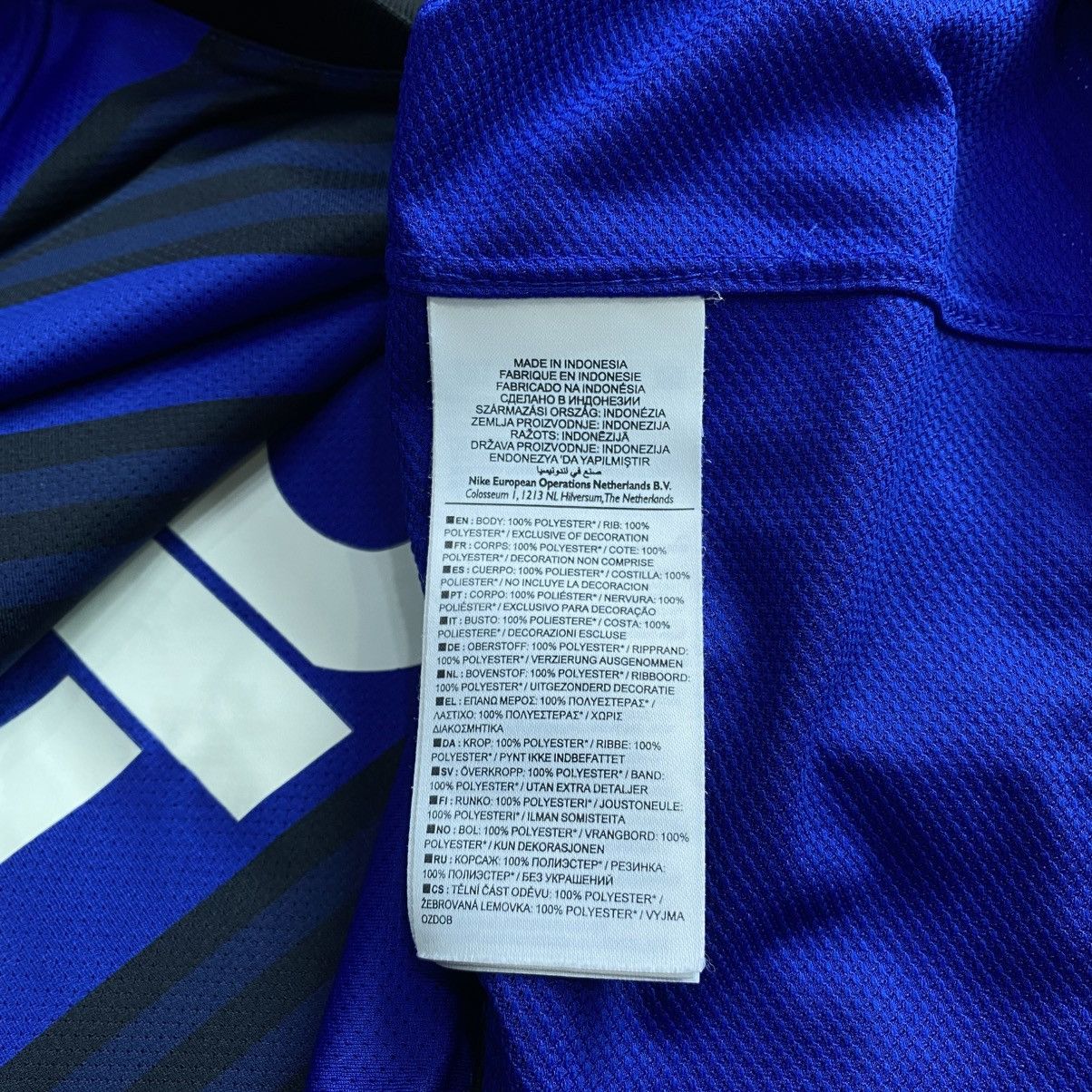 Nike × Vintage Vintage 2011/12 Nike Manchester United Away Jersey Size US L / EU 52-54 / 3 - 6 Thumbnail