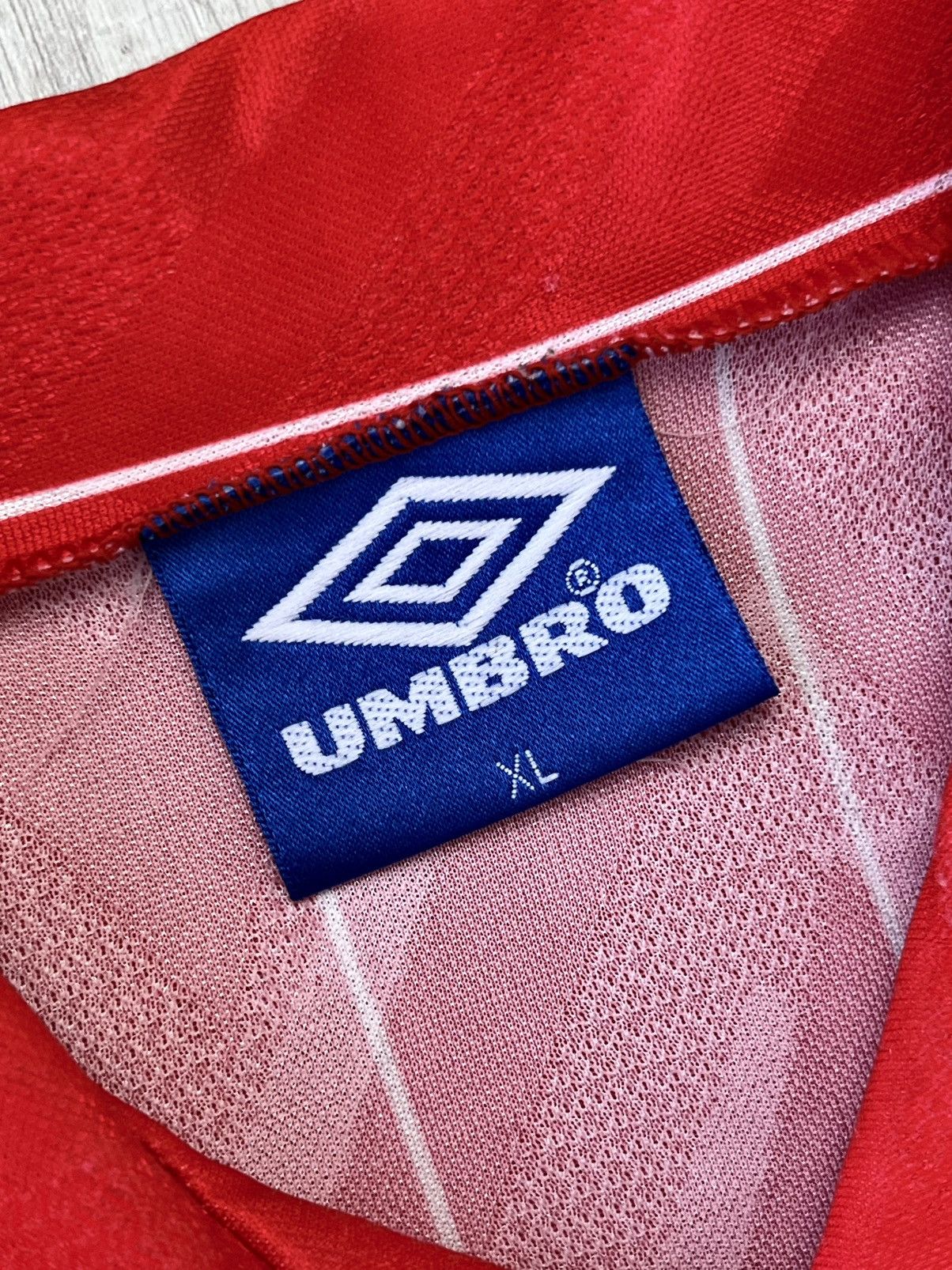 Umbro Vintage Nottingham Forest 1992 Home Retro Soccer Jersey 90s Size US XL / EU 56 / 4 - 8 Thumbnail