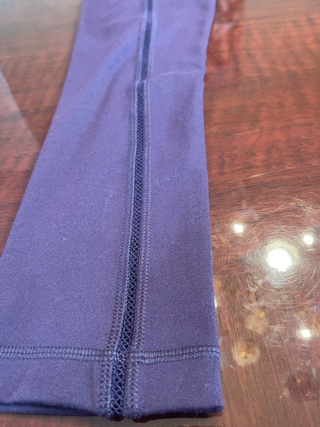 Other Yogalicious Plum Mesh Detail Leggings Size M Performance Size 28" / US 6 / IT 42 - 8 Thumbnail