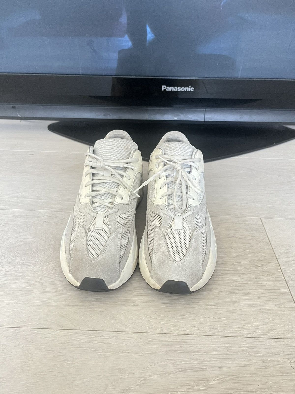 Adidas × Yeezy Yeezy Boost 700 ‘Analog’ Size US 13 / EU 46 - 1 Thumbnail