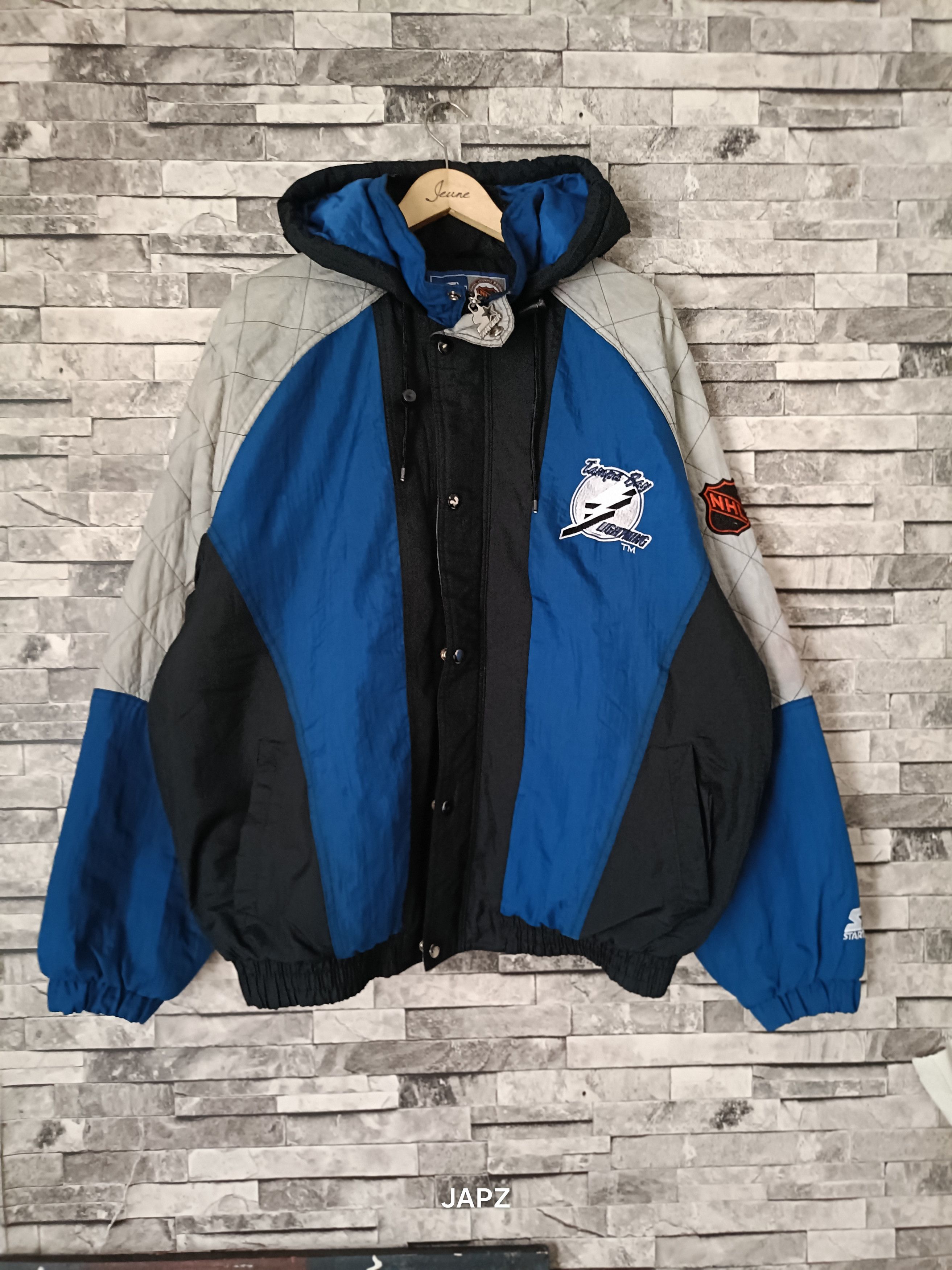 Starter Vintage 90s starter Tampa bay lightning NHL jacket Size US L / EU 52-54 / 3 - 3 Thumbnail