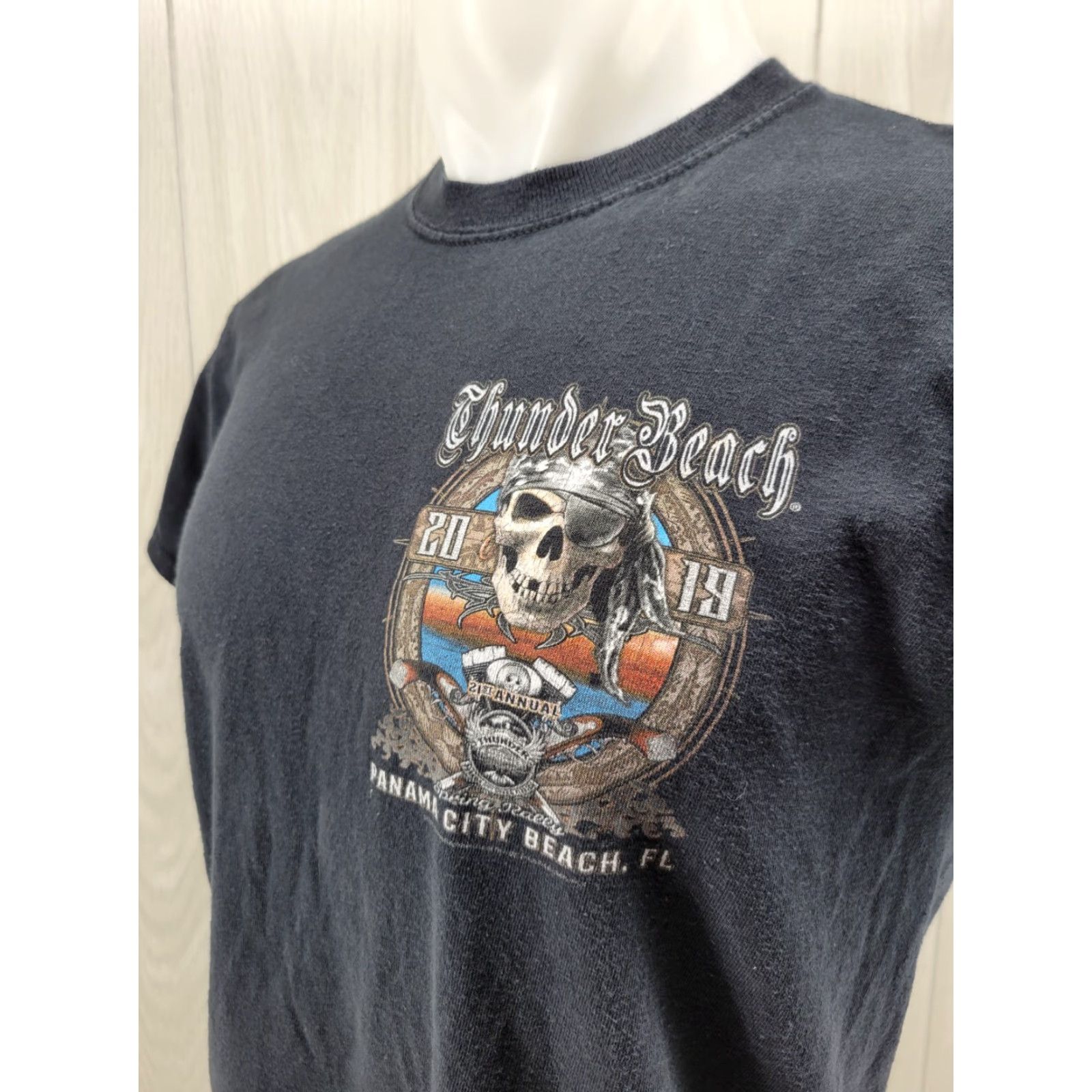 Gildan VINTAGE Gildan Motorcycle T-Shirt Shirt Men M Black 2019 Faded Thunder Beach Panama City Beach Rally Graphic Tee Size US M / EU 48-50 / 2 - 4 Thumbnail