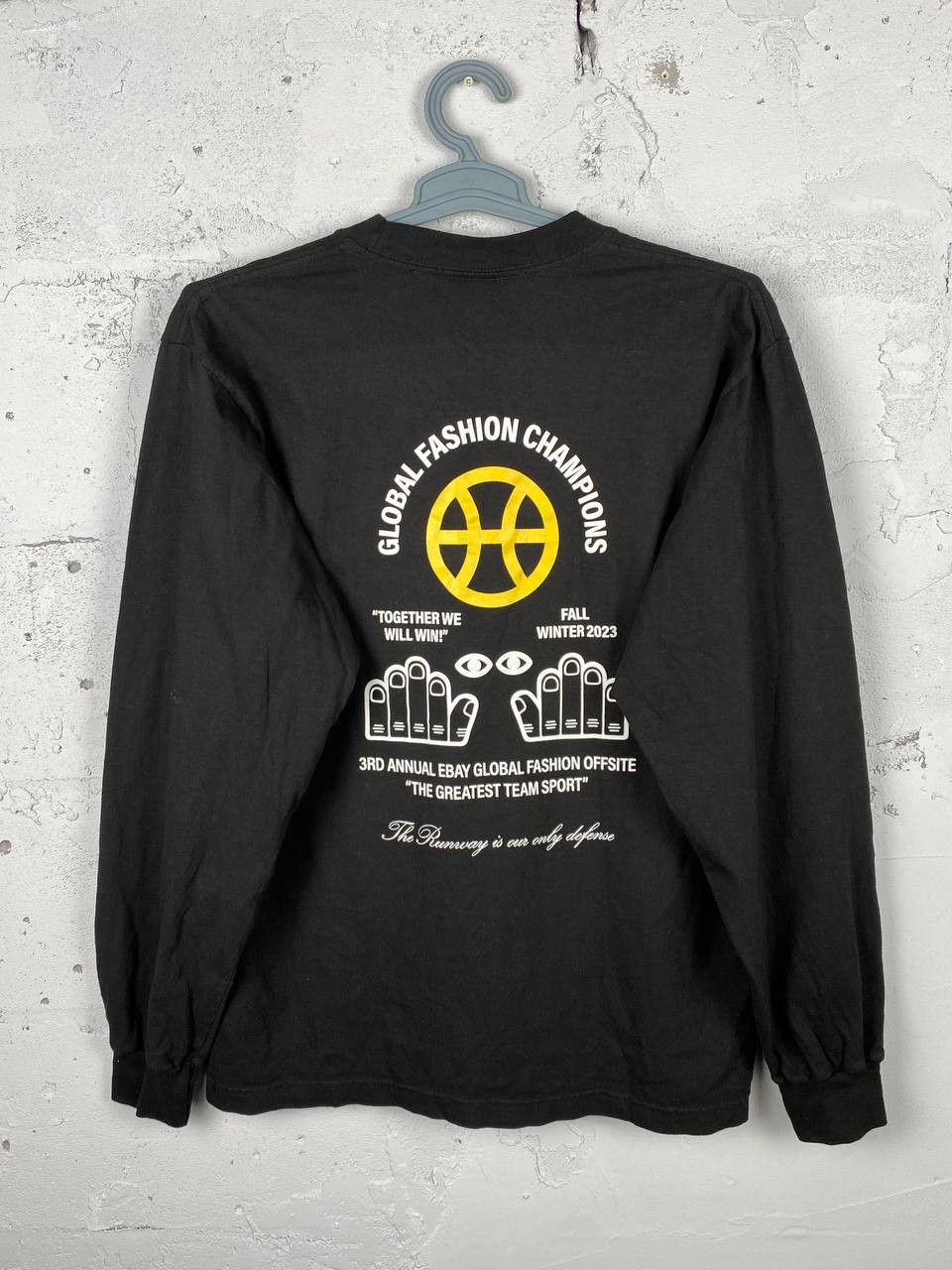 Moon Collective Moon Collective FW23 Fashion Champions Tee Size US L / EU 52-54 / 3 - 1 Thumbnail