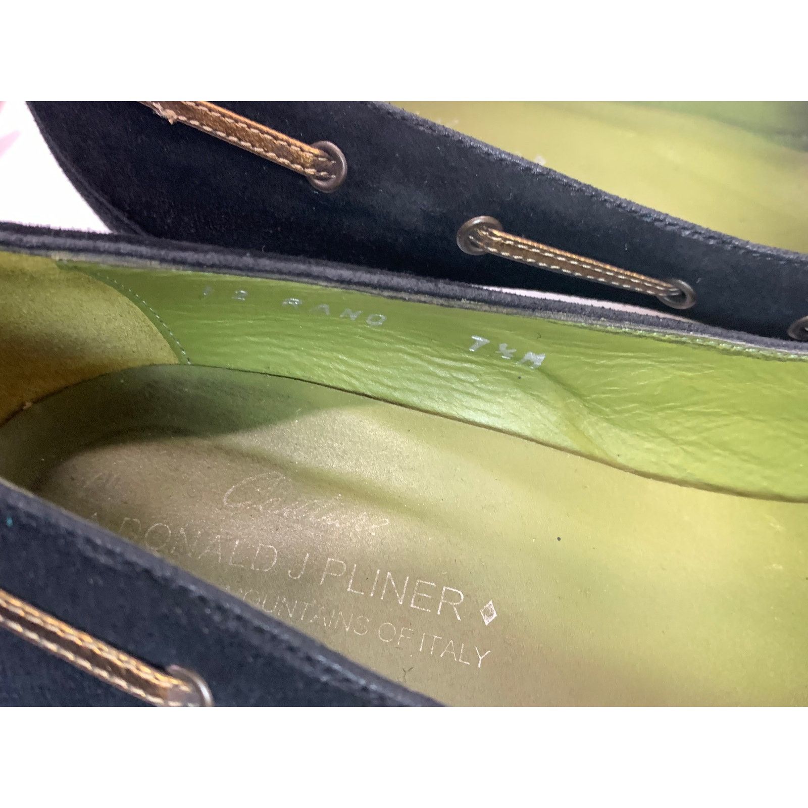 Donald Pliner Donald J Pliner Couture Black Kid Suede Pointy Toe Pumps 7.5 Size US 7.5 / IT 37.5 - 8 Thumbnail