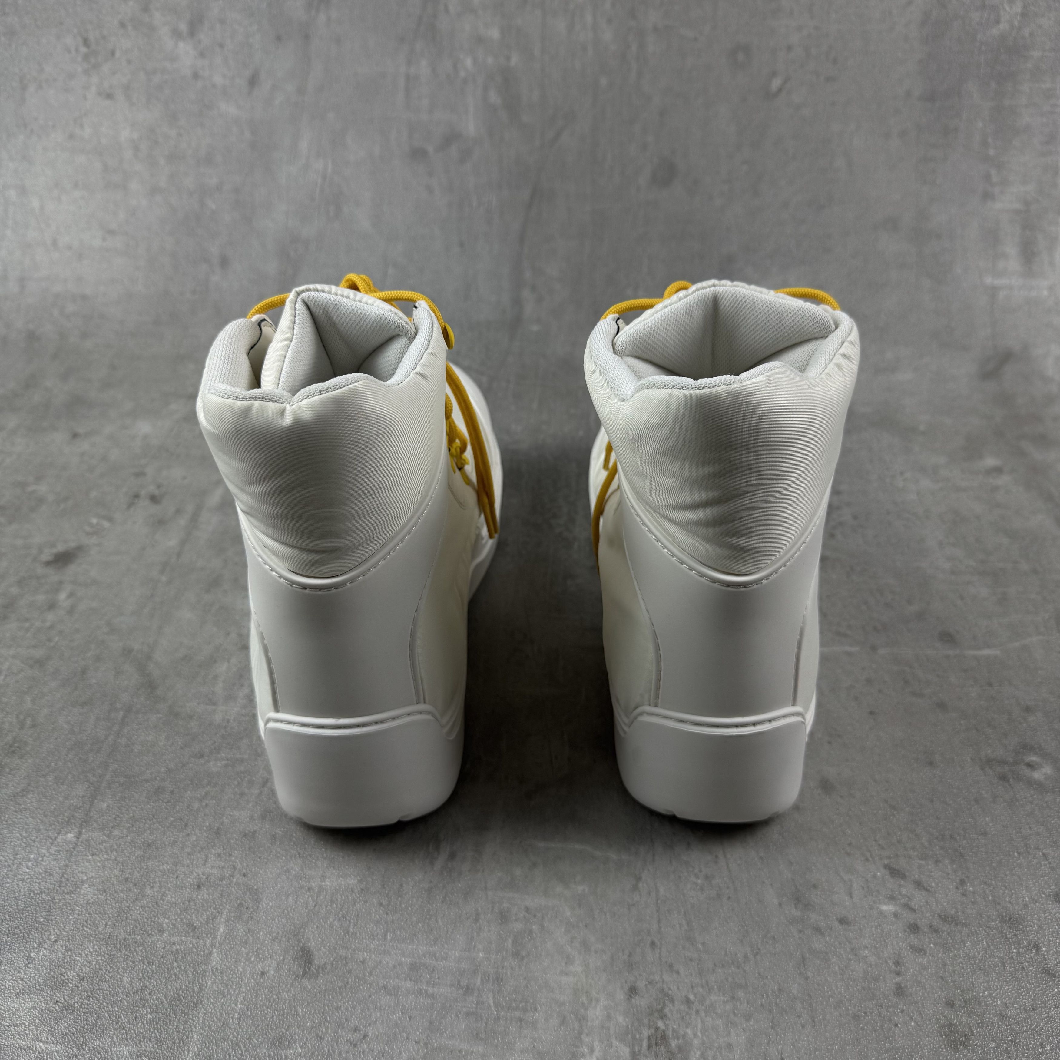 Bottega Veneta BOTTEGA VENETA Puddle Bomber Boots in White Size US 8 / EU 41 - 5 Thumbnail