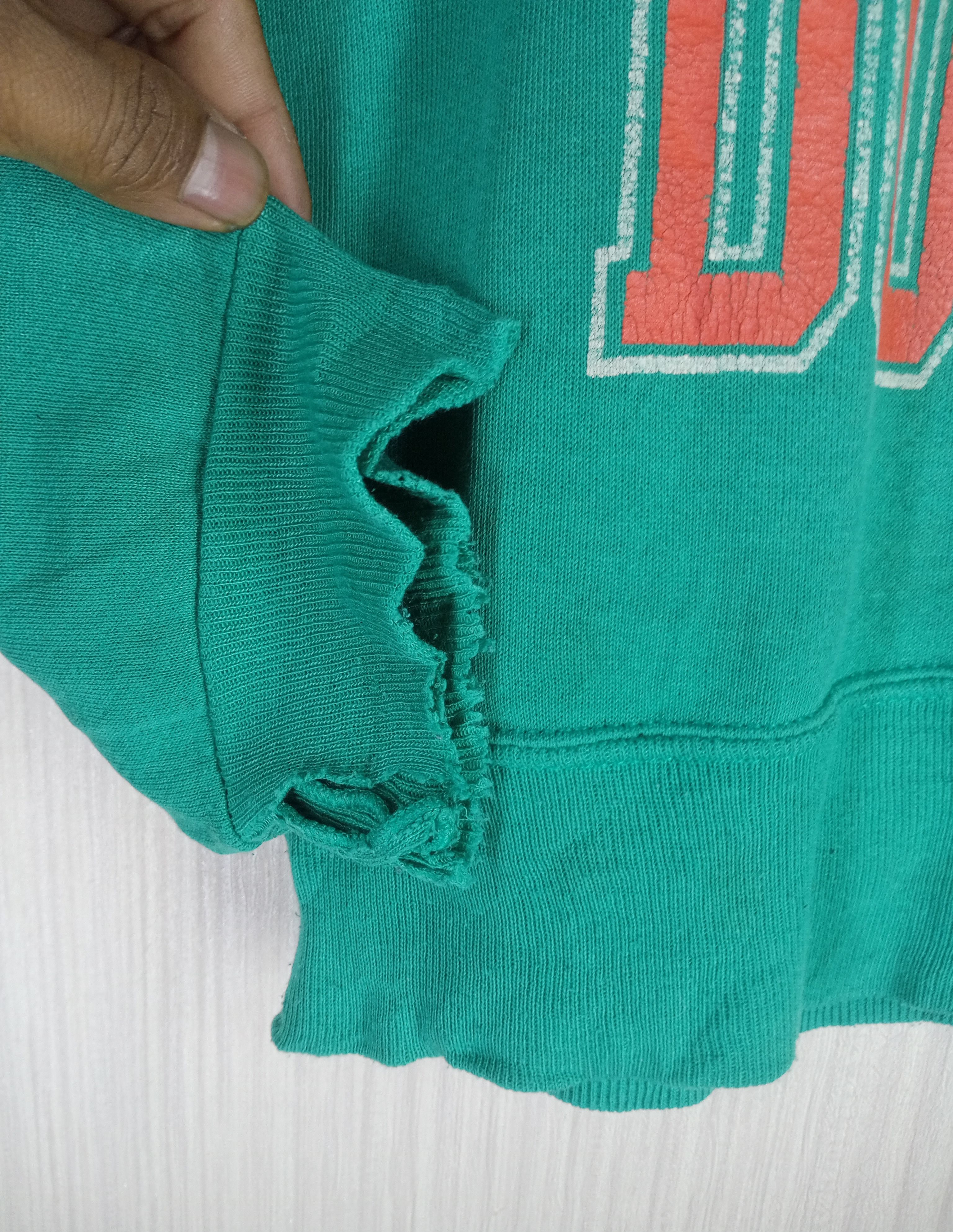 NFL Vintage 80s Distressed Miami Dolphins NFL Sweatshirt Size US S / EU 44-46 / 1 - 7 Thumbnail