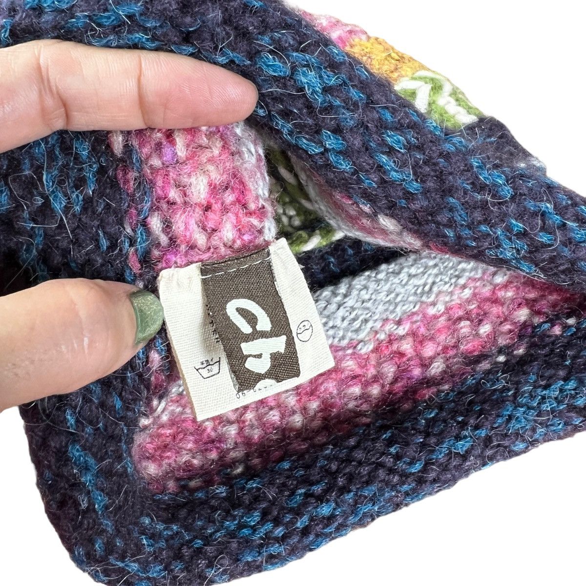 Japanese Brand Y2K Beanie Hat SIZE 56-57.5 CM Size ONE SIZE - 9 Thumbnail