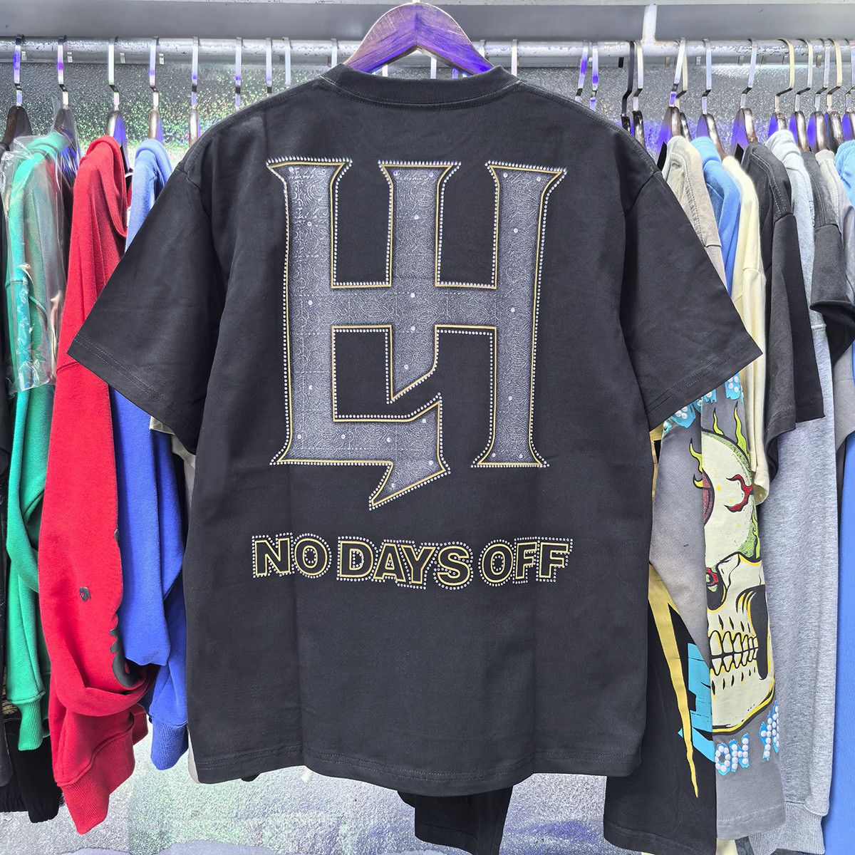 Japanese Brand Life Huslleis Black Neck Loose Shirt Size US XL / EU 56 / 4 - 2 Thumbnail